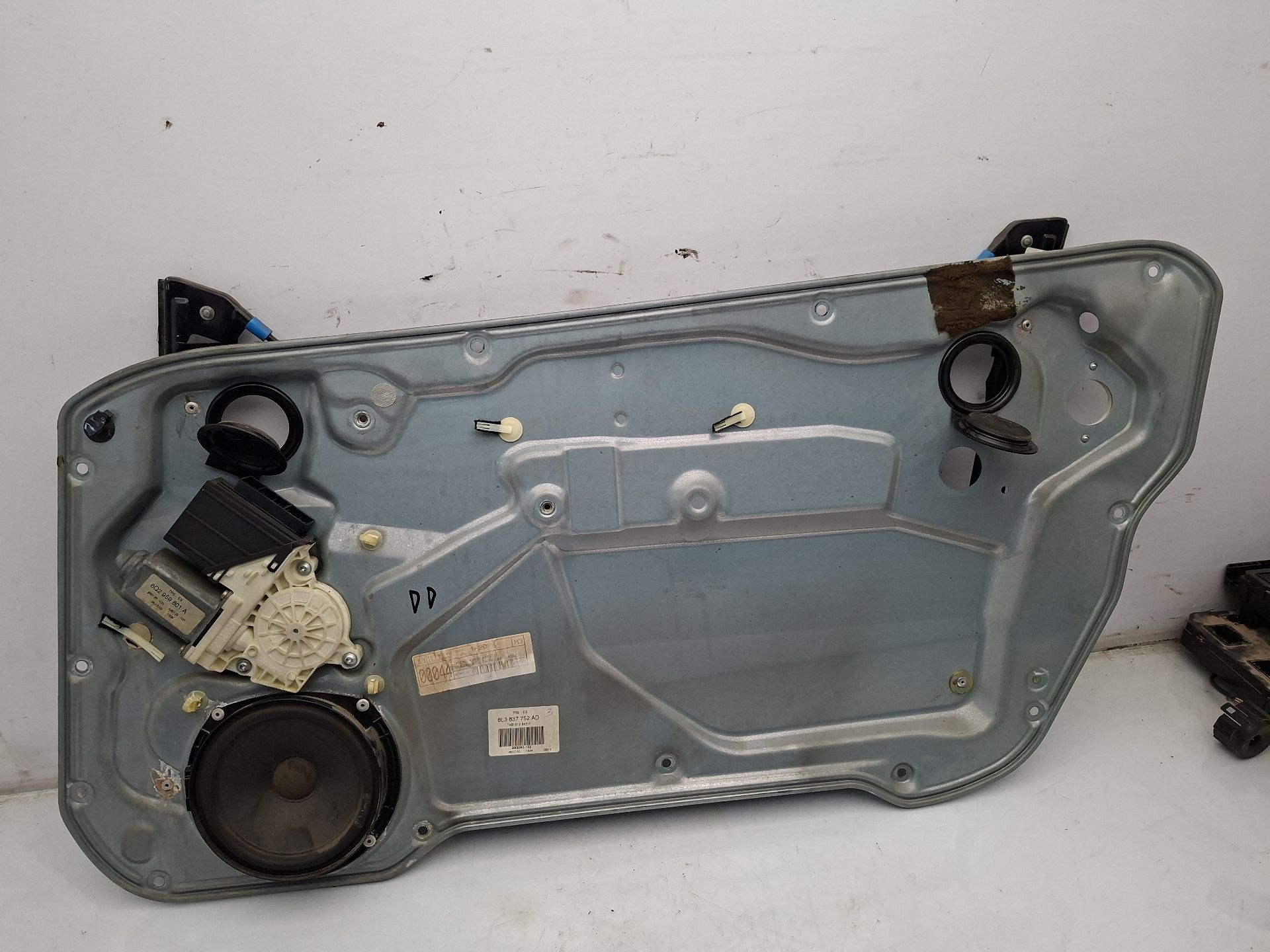 MANDO ELEVALUNAS DELANTERO DERECHO SEAT IBIZA 