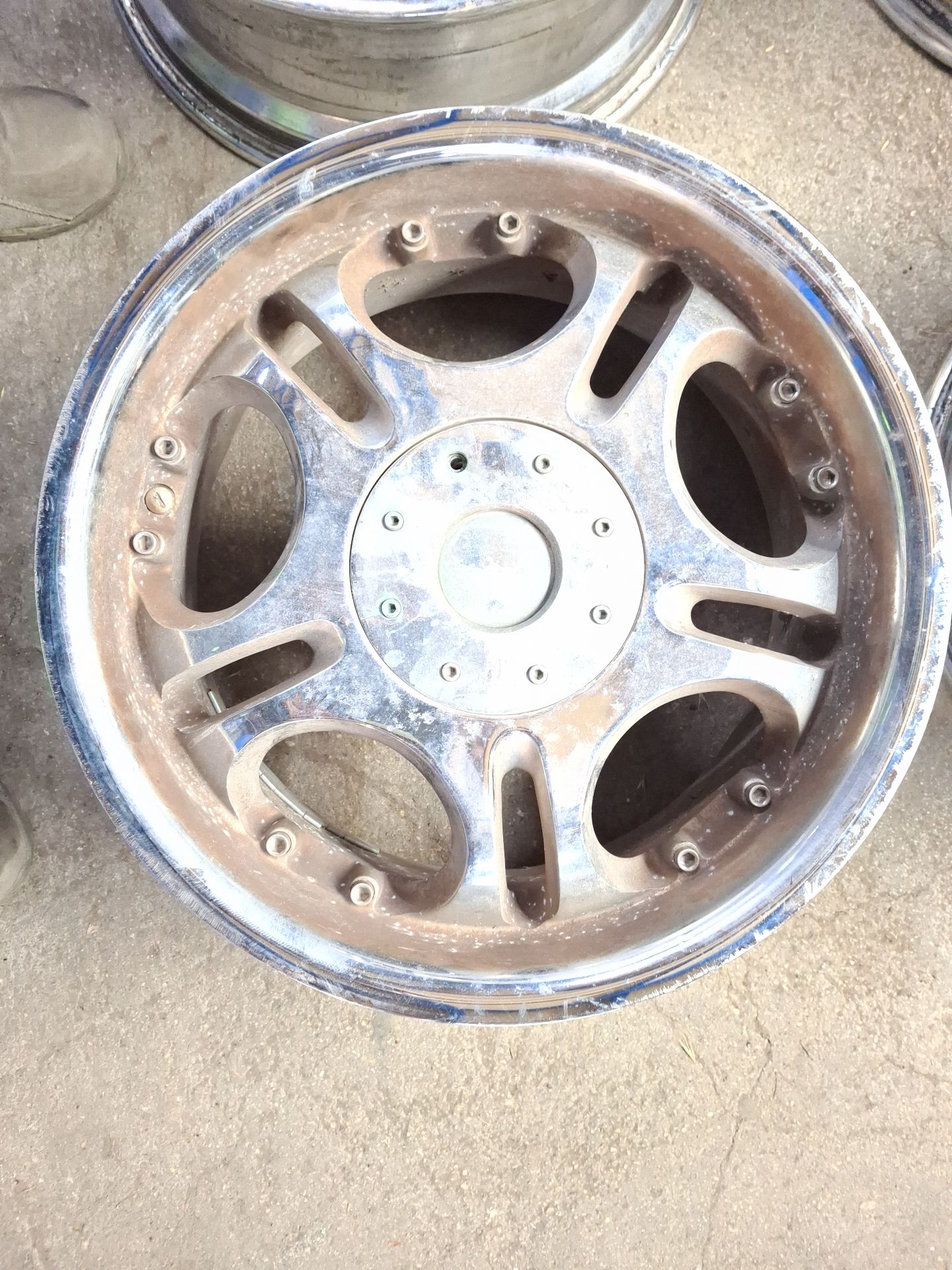 JUEGO LLANTAS CHRYSLER PT 