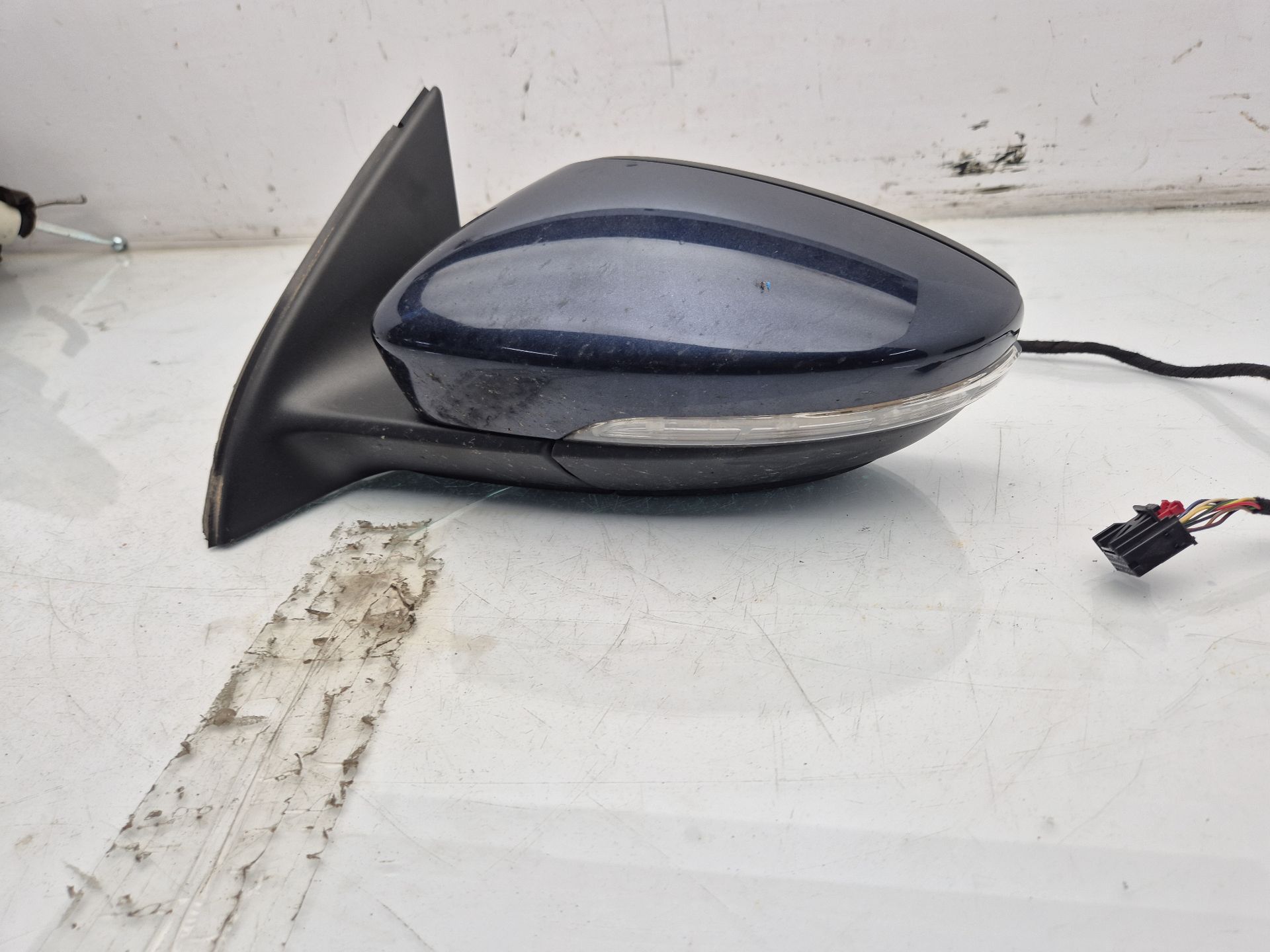 RETROVISOR IZQUIERDO VOLKSWAGEN PASSAT 