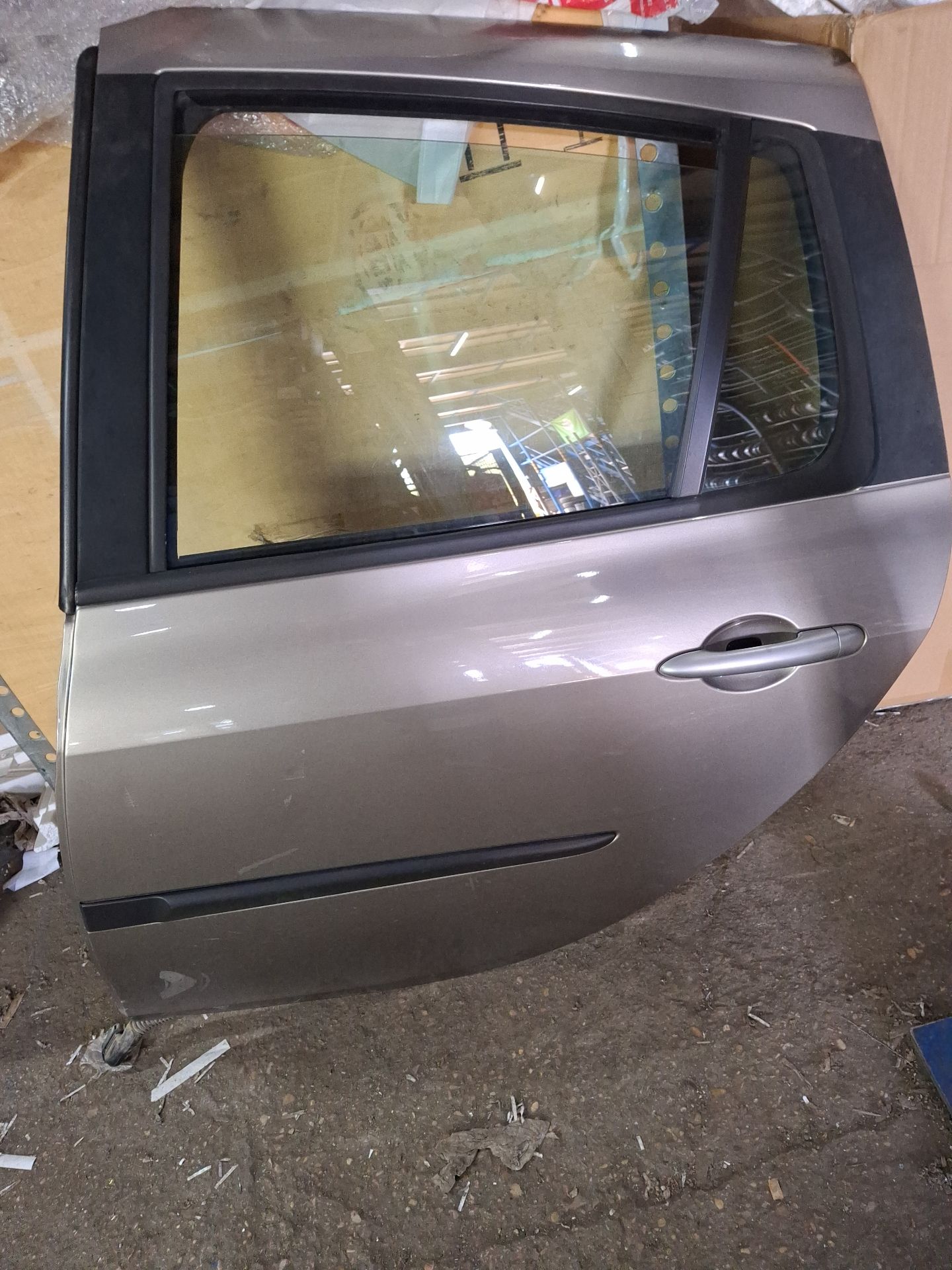  RENAULT CLIO III Grandtour (KR0/1_) 1.5 dCi (KR0F)