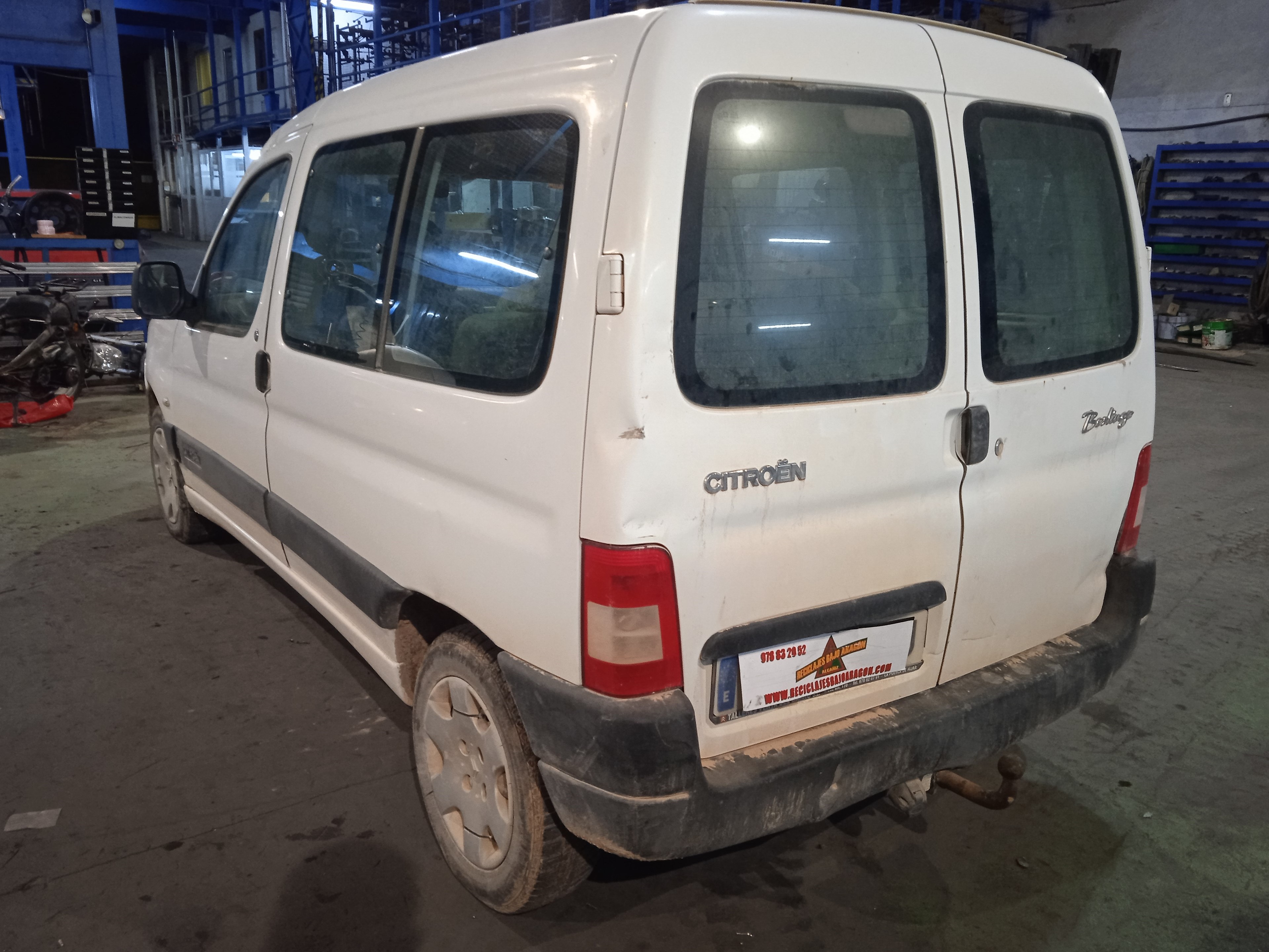 MANGUETA DELANTERA DERECHA CITROEN BERLINGO 9HW