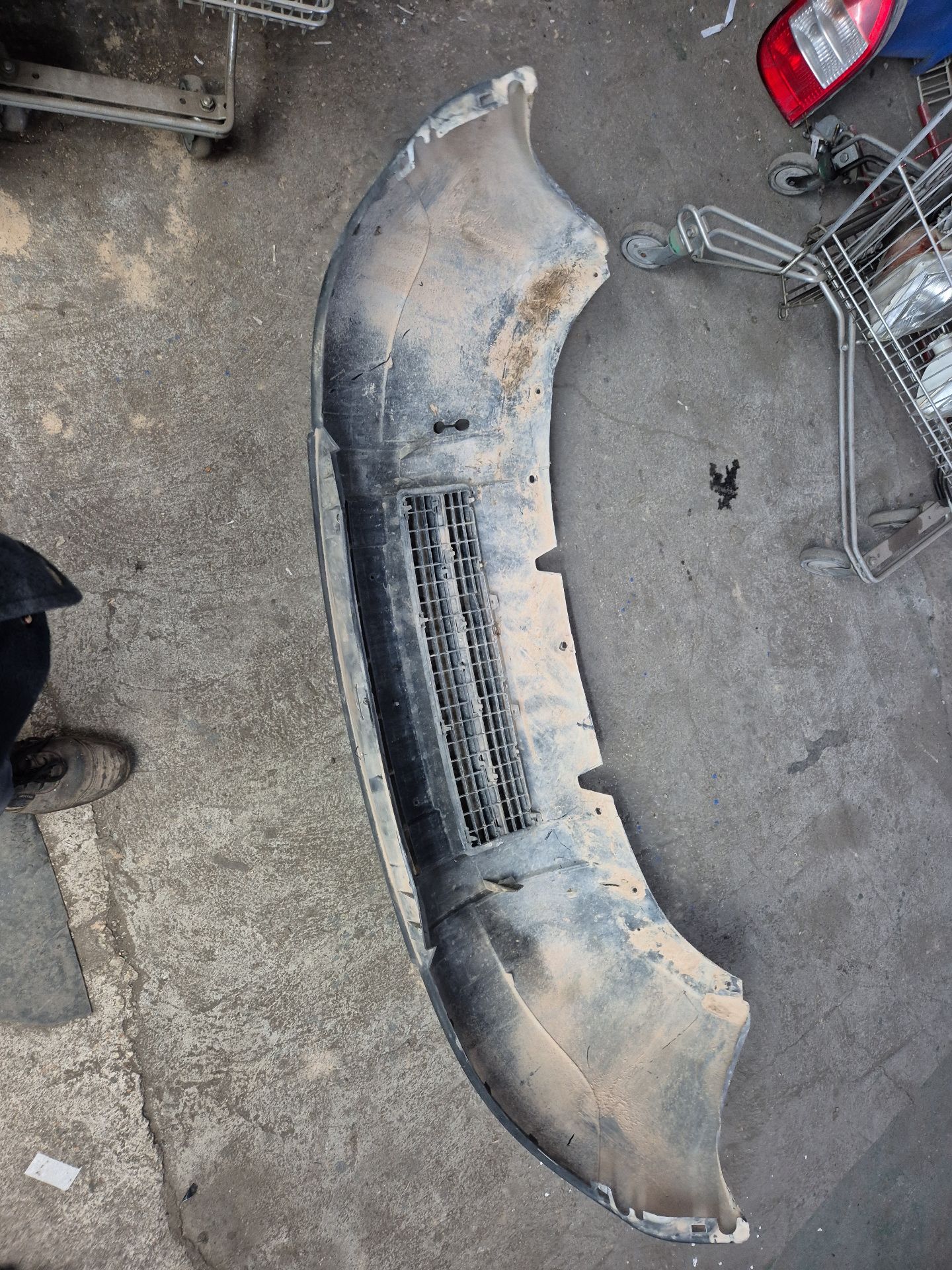 PARAGOLPES DELANTERO PEUGEOT PARTNER 