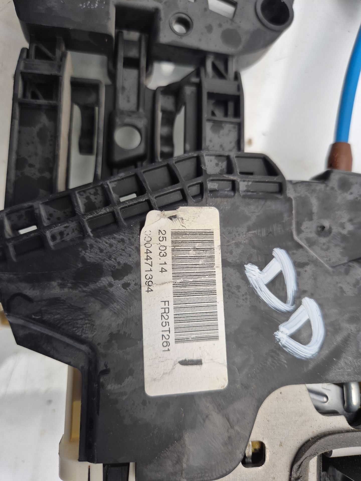 CERRADURA PUERTA DELANTERA DERECHA MERCEDES-BENZ C 