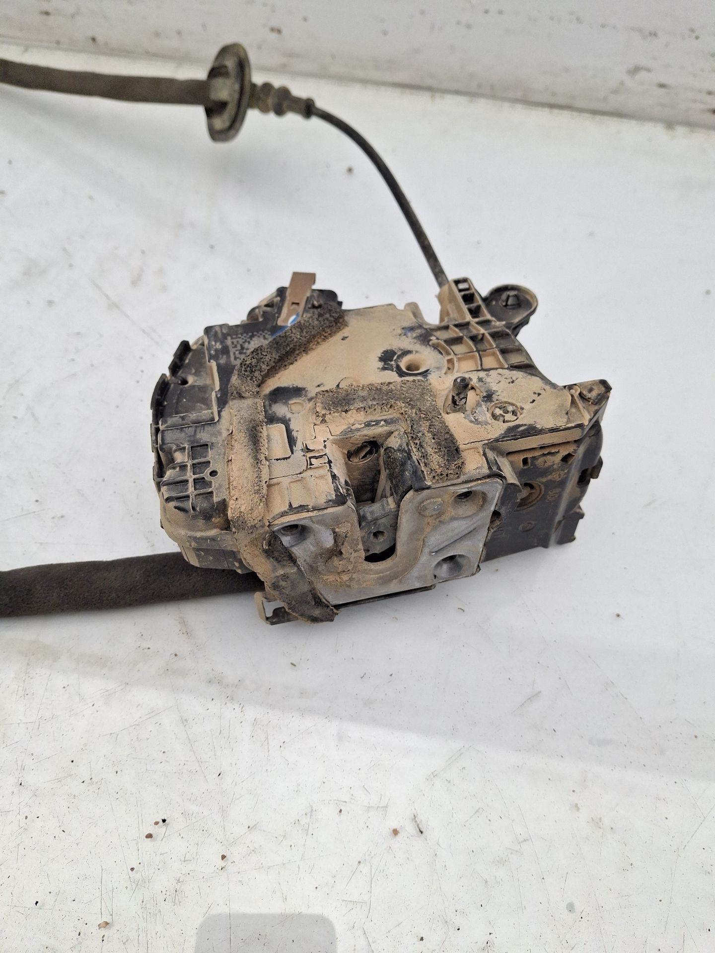 CERRADURA PUERTA TRASERA IZQUIERDA RENAULT CLIO 
