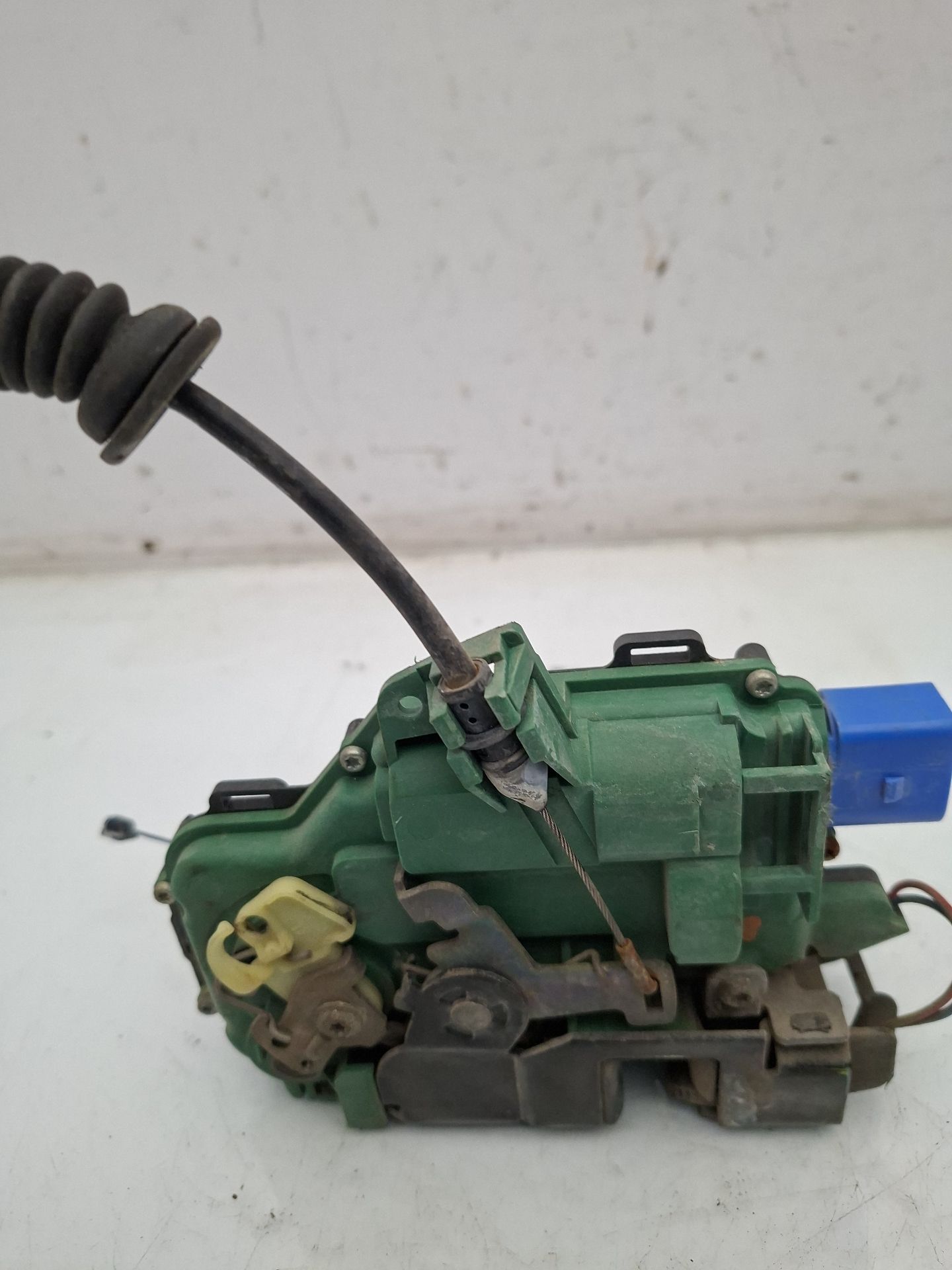 CERRADURA PUERTA DELANTERA IZQUIERDA SEAT IBIZA 