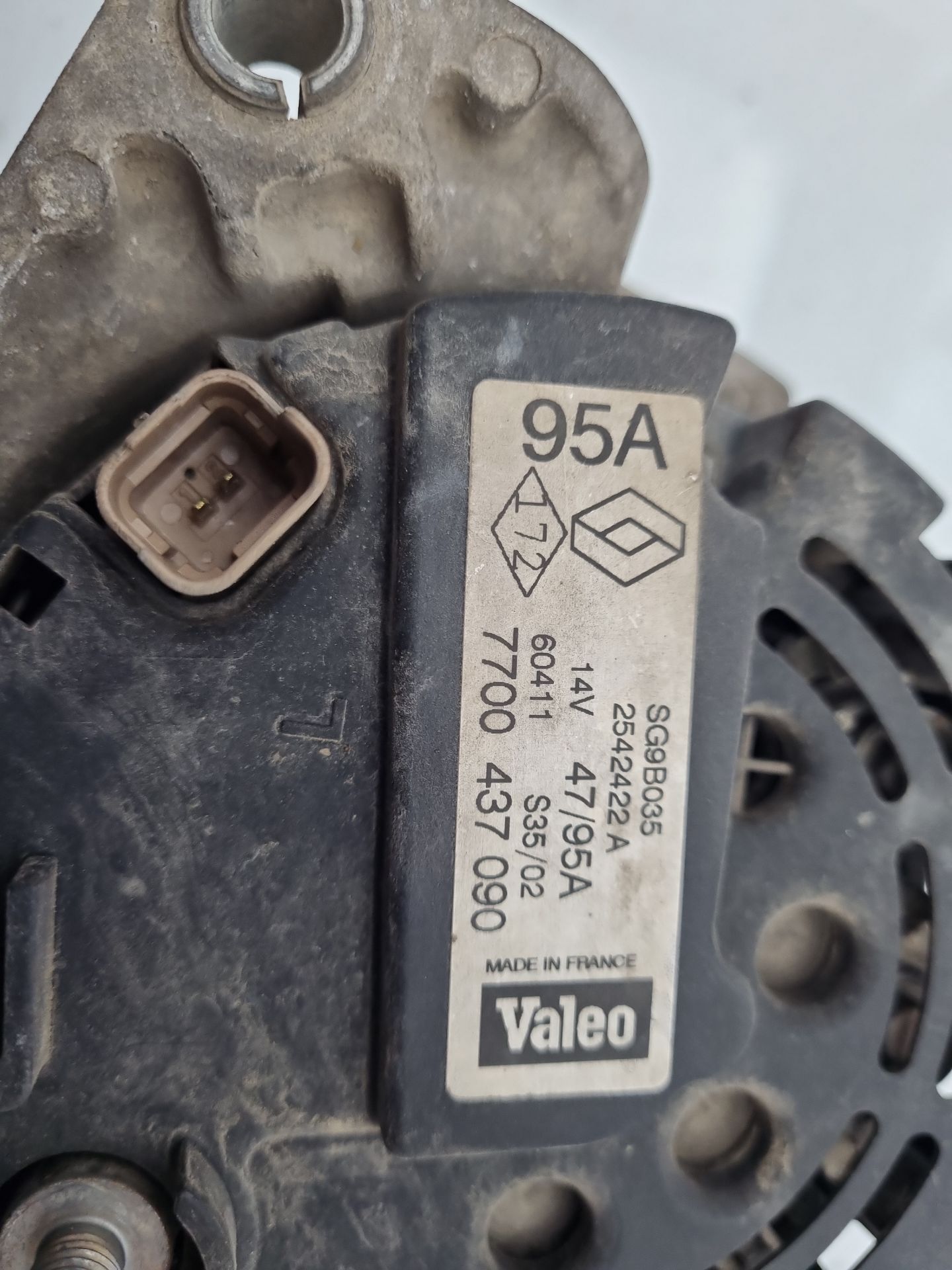 ALTERNADOR RENAULT CLIO 