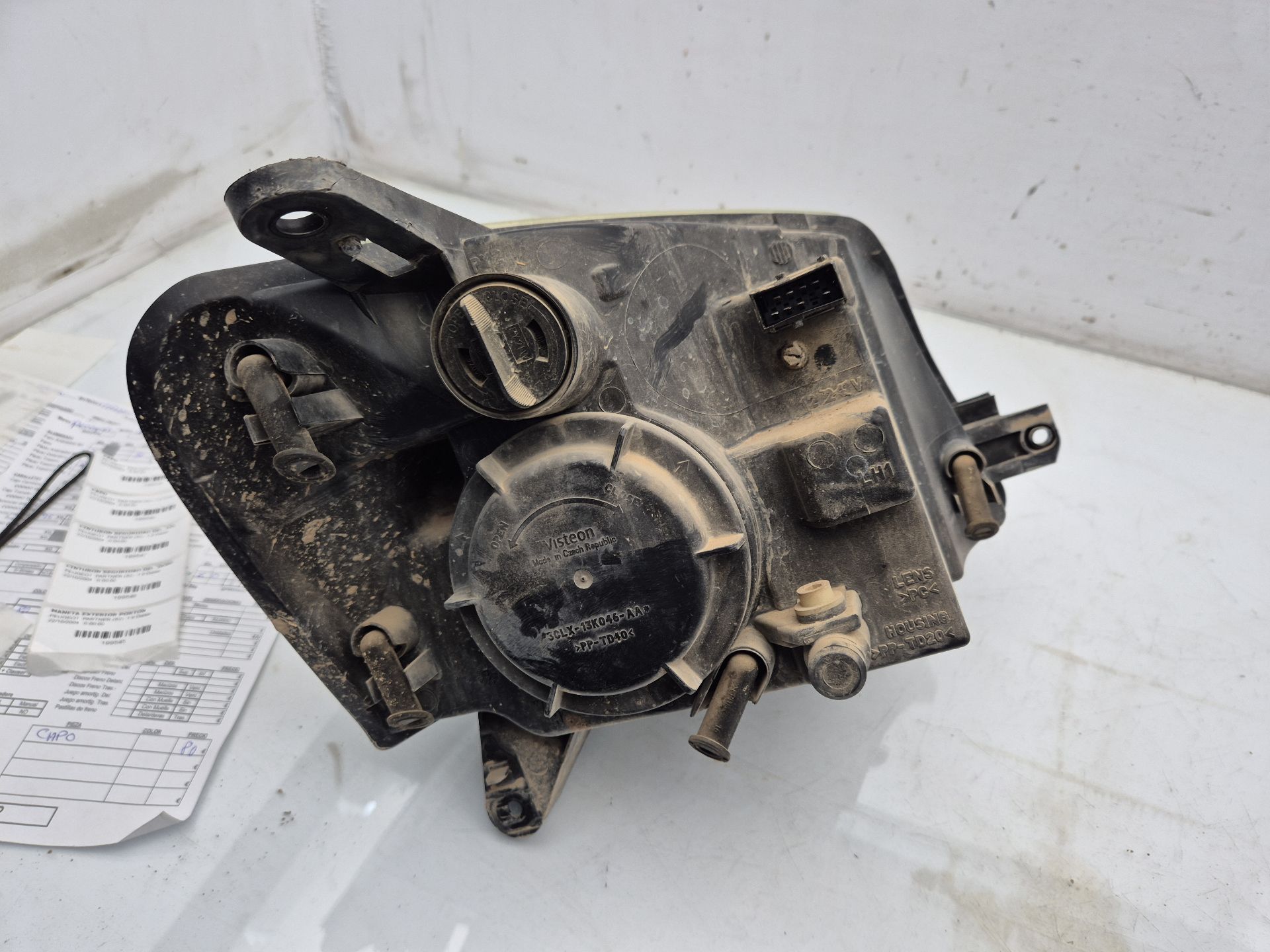 FARO IZQUIERDO PEUGEOT PARTNER 