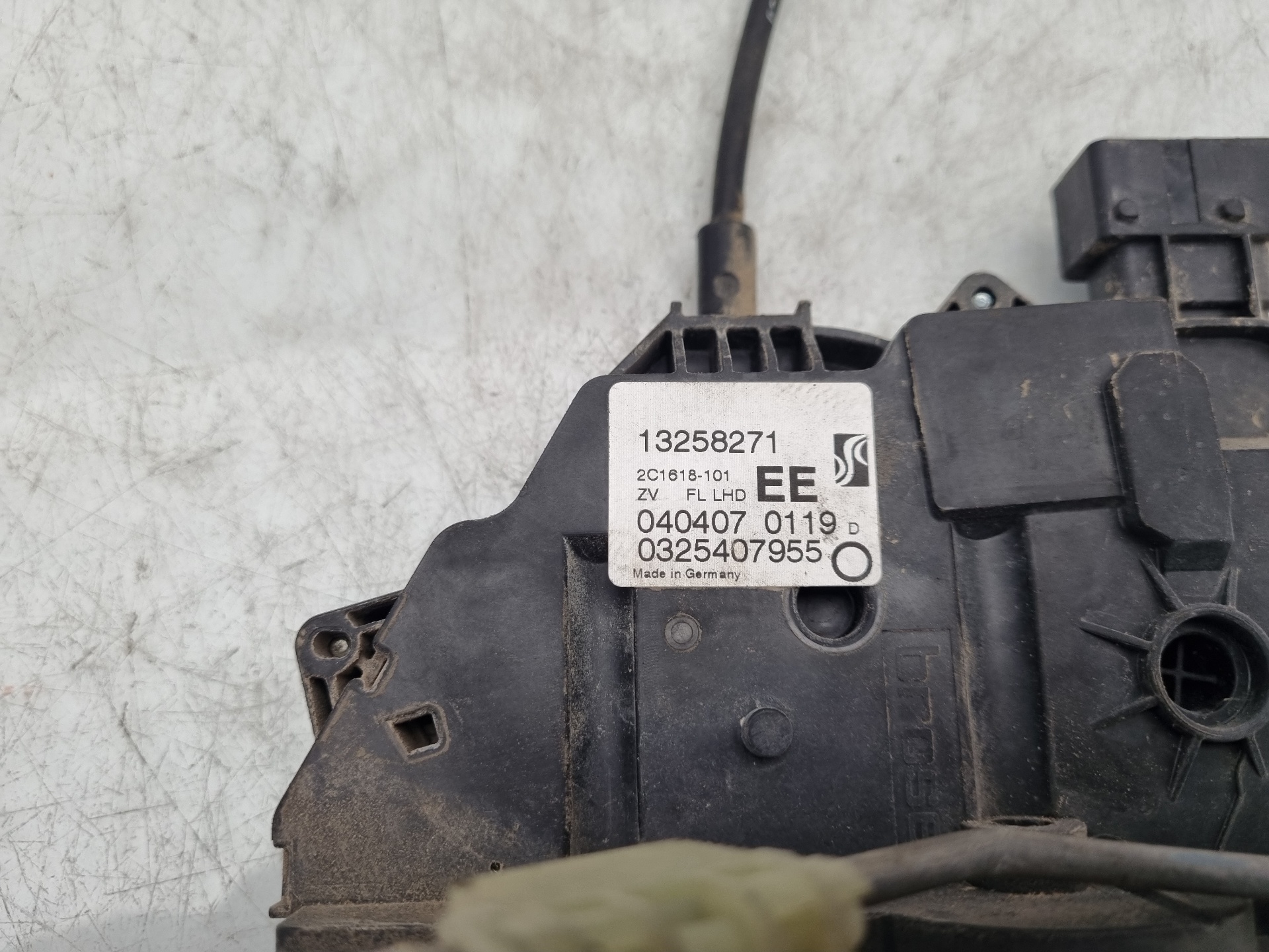 CERRADURA PUERTA DELANTERA IZQUIERDA OPEL CORSA Z14XEP