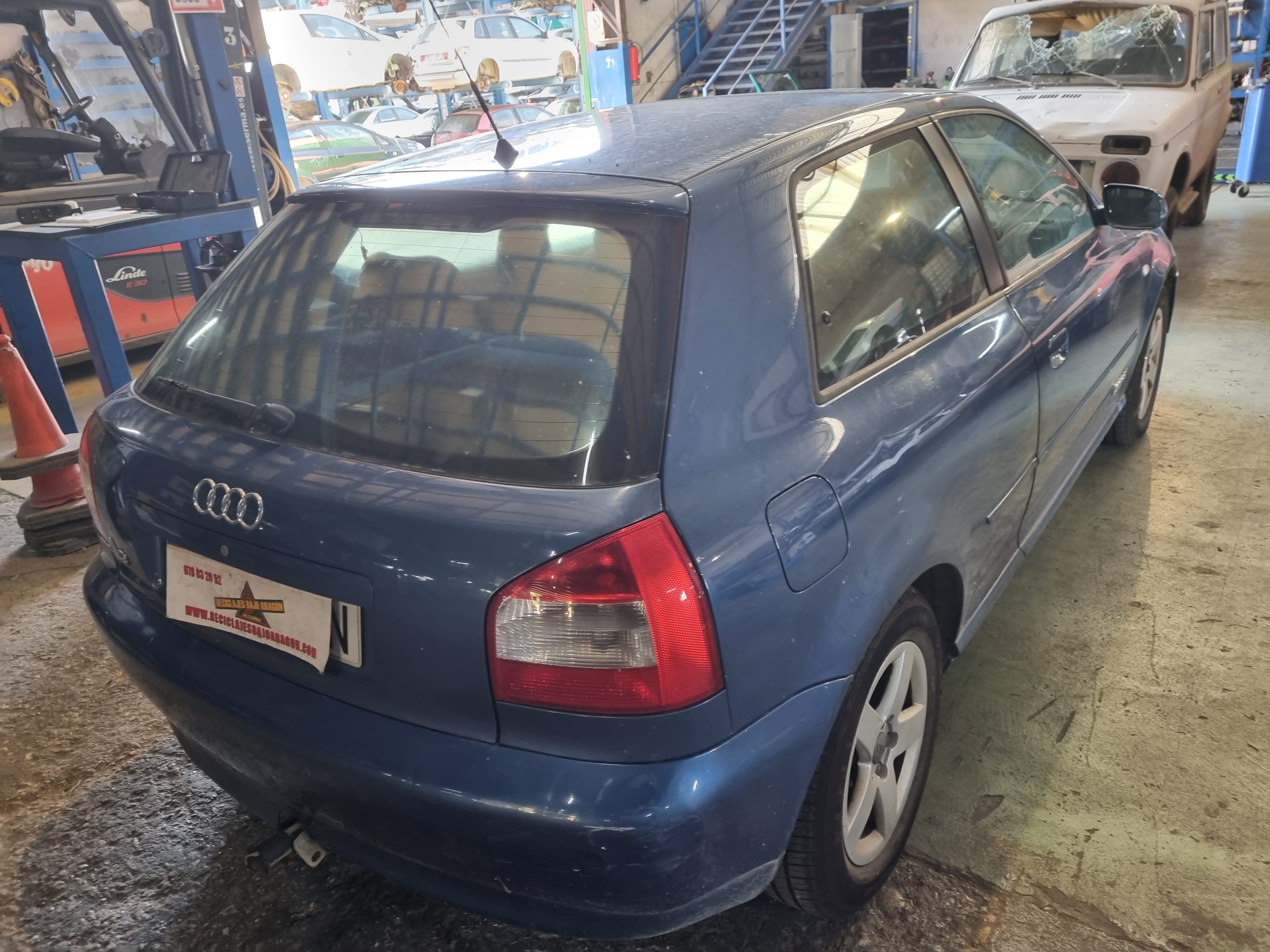 FARO ANTINIEBLA DERECHO AUDI A3 BFQ