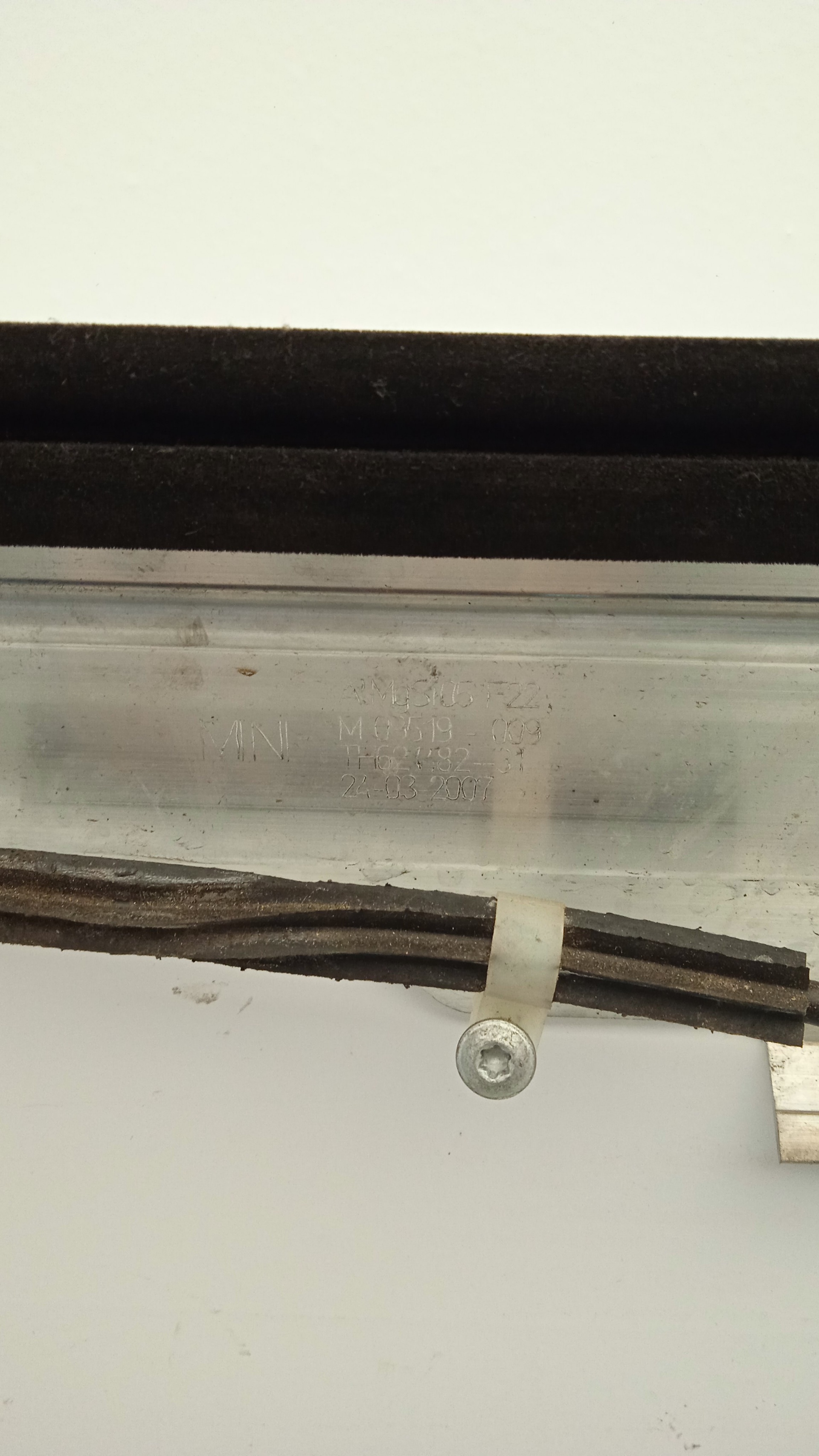 ELEVALUNAS DELANTERO IZQUIERDO MINI MINI 9HZ