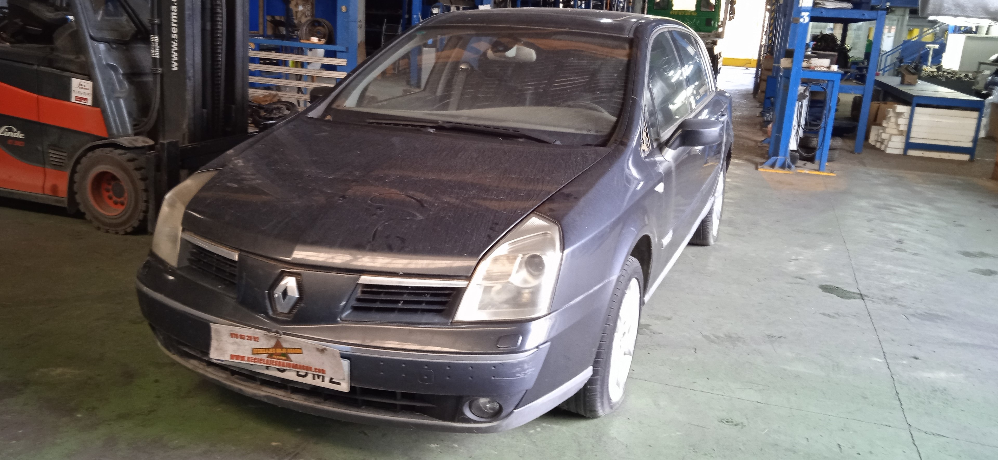 WARNING RENAULT VEL P9X701