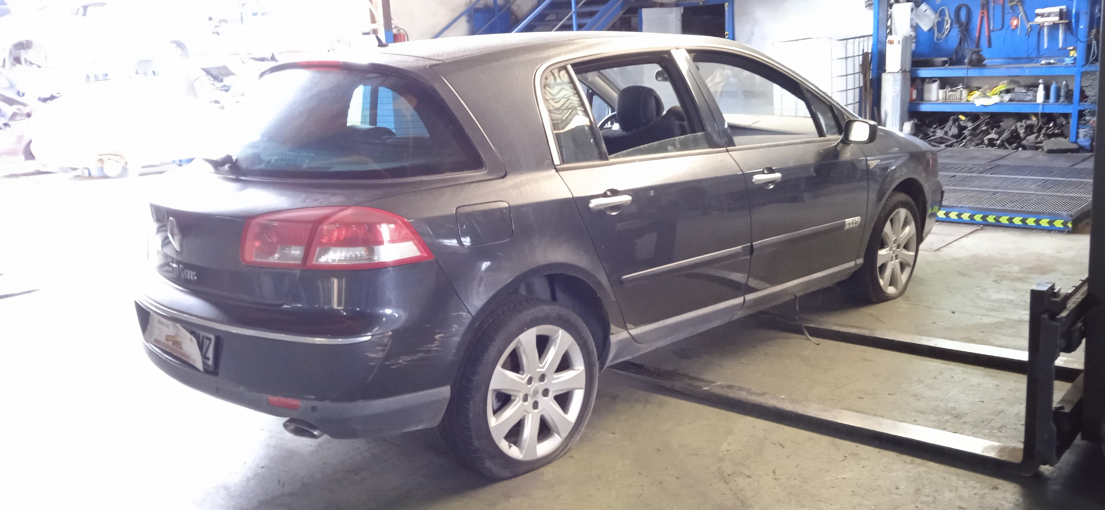 WARNING RENAULT VEL P9X701