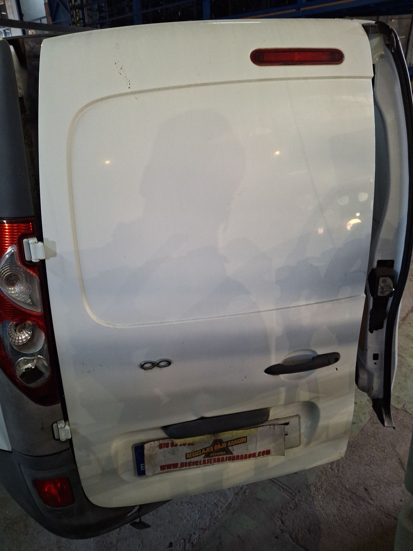 TAPA EXTERIOR COMBUSTIBLE RENAULT KANGOO 