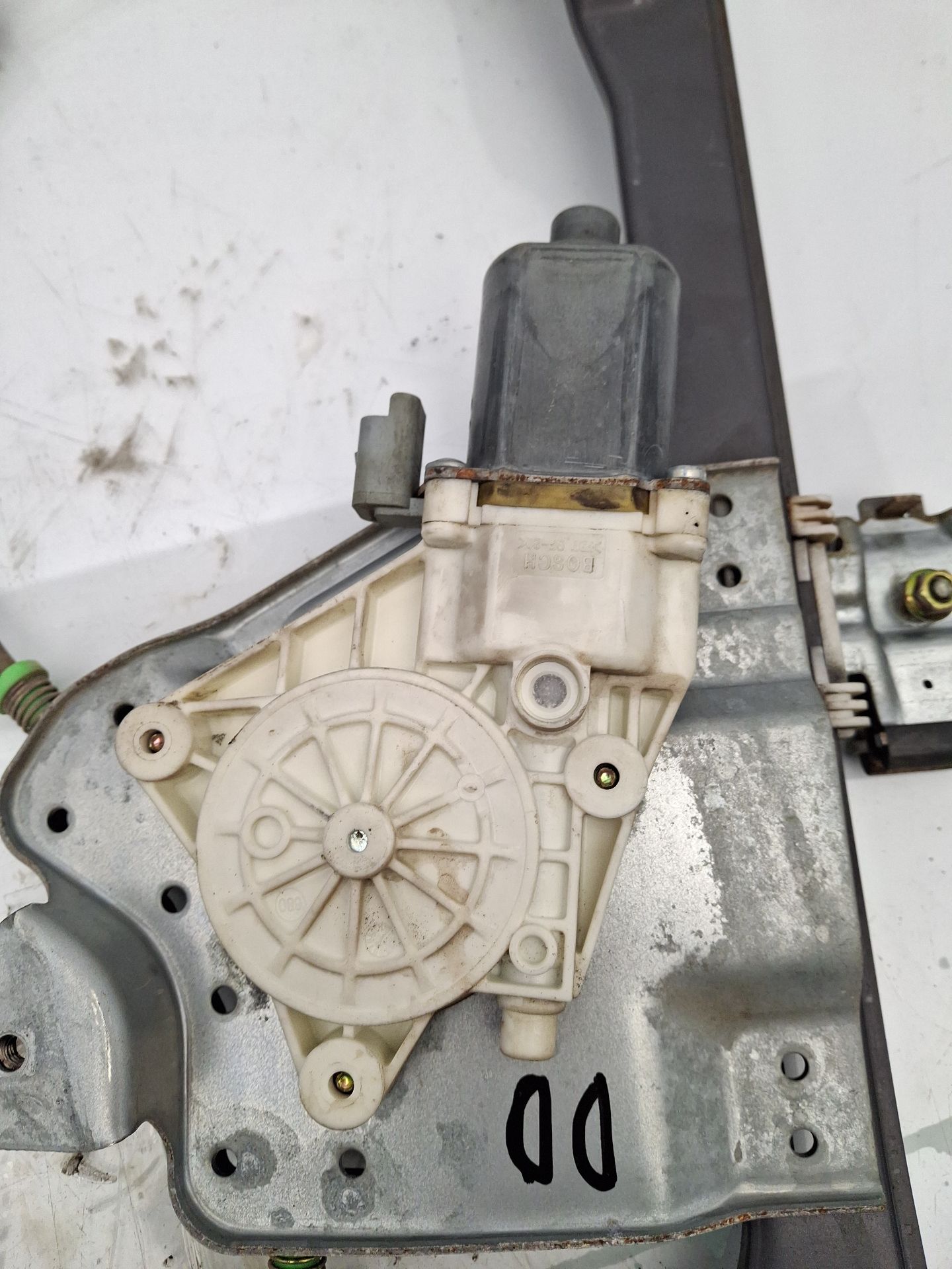 ELEVALUNAS DELANTERO DERECHO SSANGYONG KYRON 