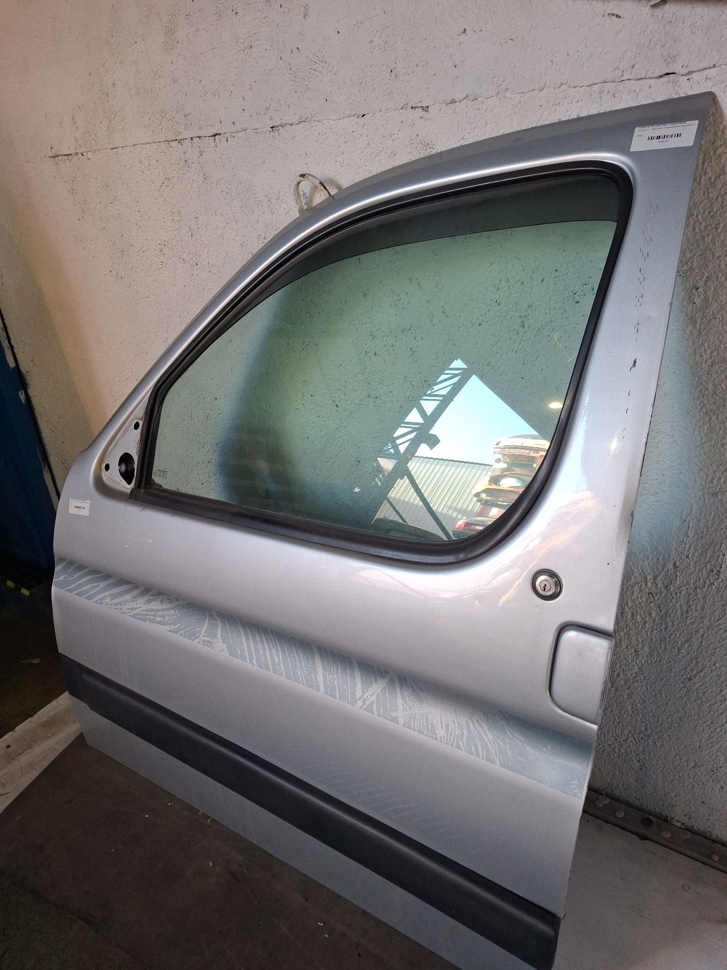 PUERTA DELANTERA IZQUIERDA PEUGEOT PARTNER 