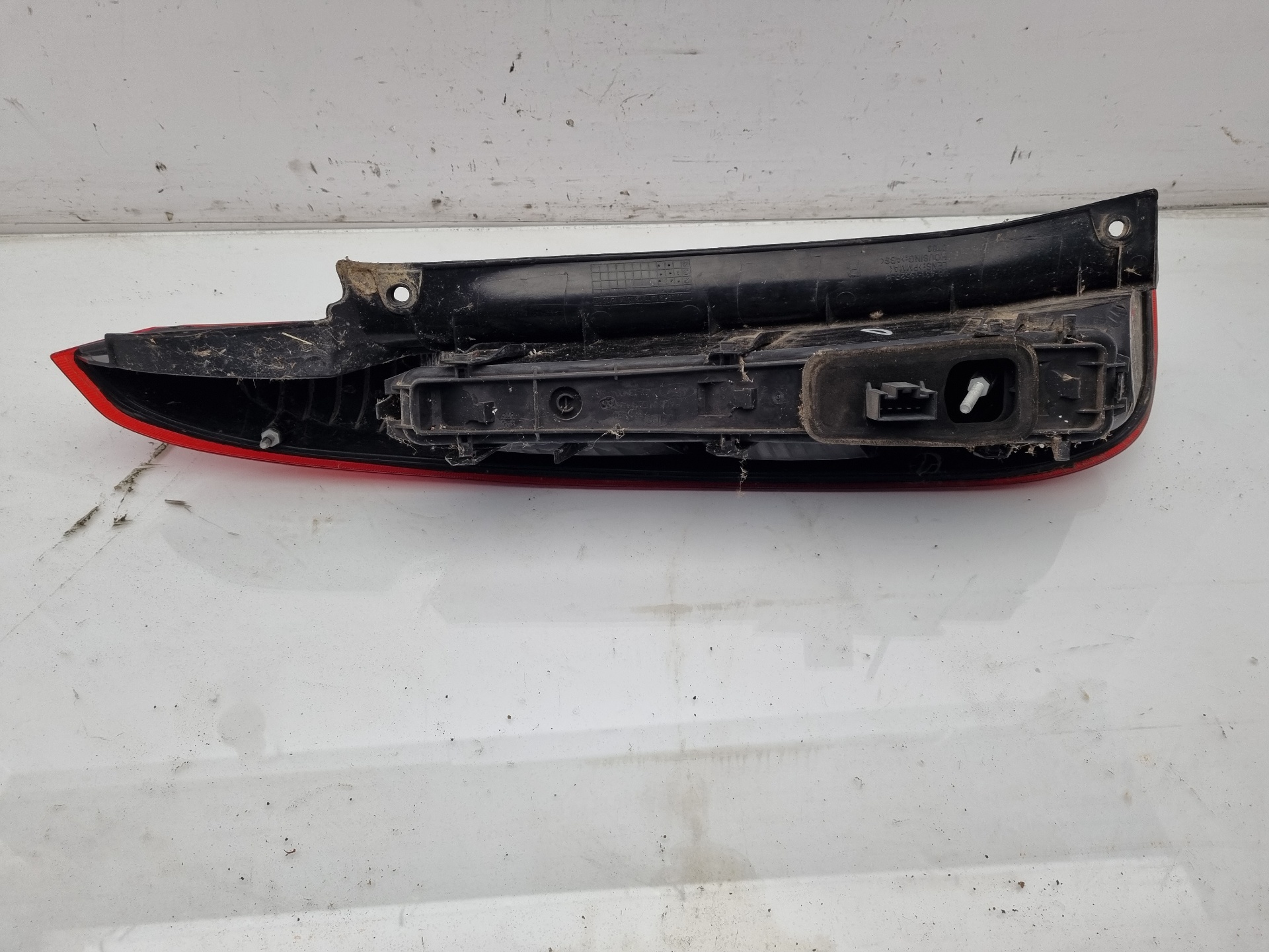 PILOTO TRASERO DERECHO FORD FIESTA FXJB