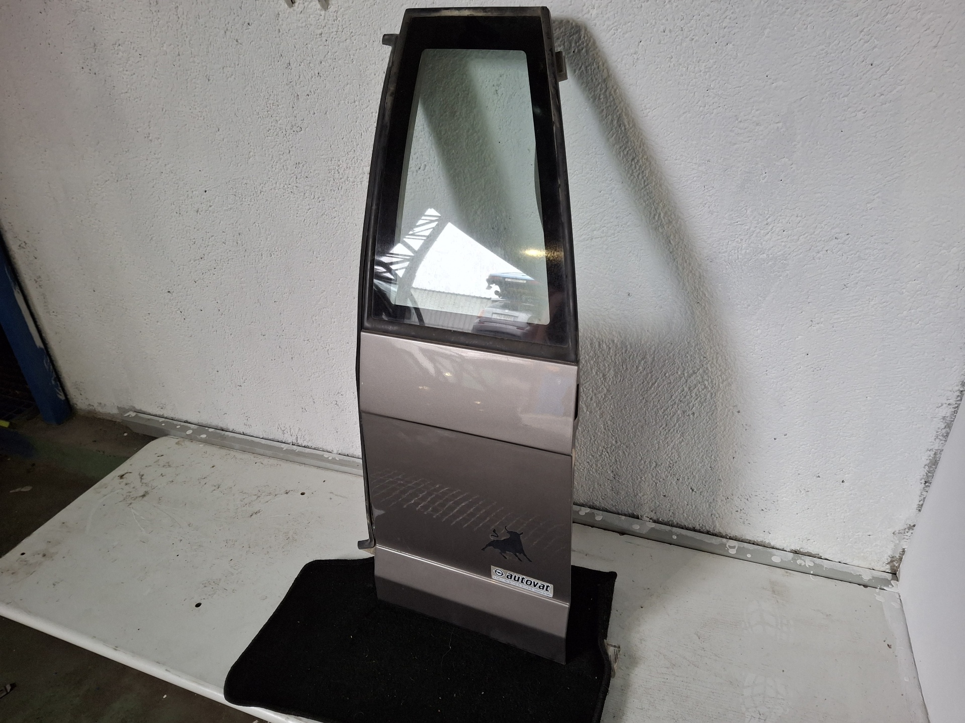 PORTON TRASERO DERECHO ISUZU TROOPER 4JX1