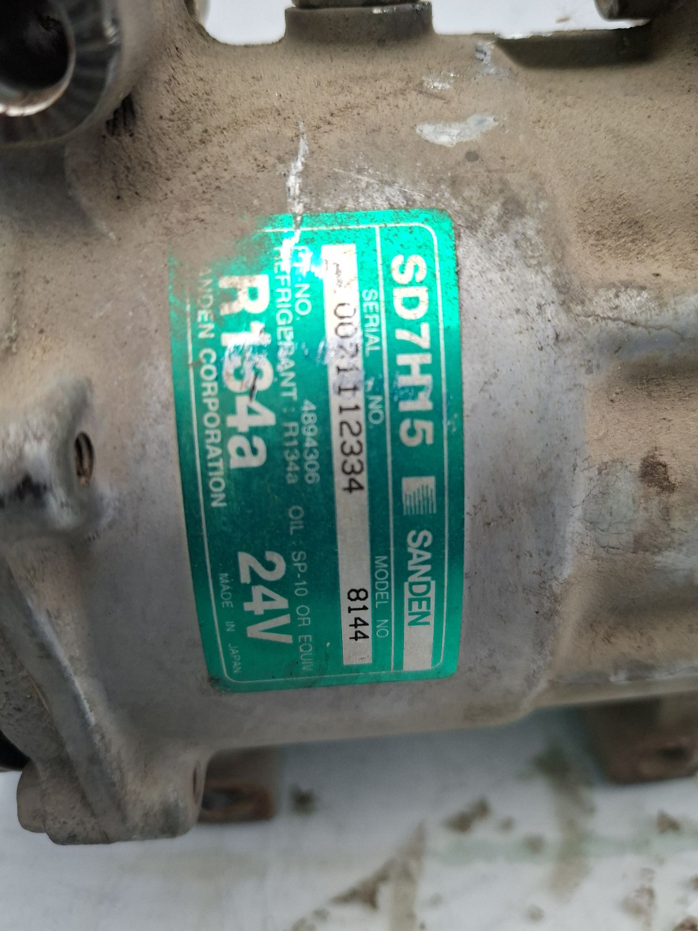 COMPRESOR AIRE ACONDICIONADO IVECO 100E 