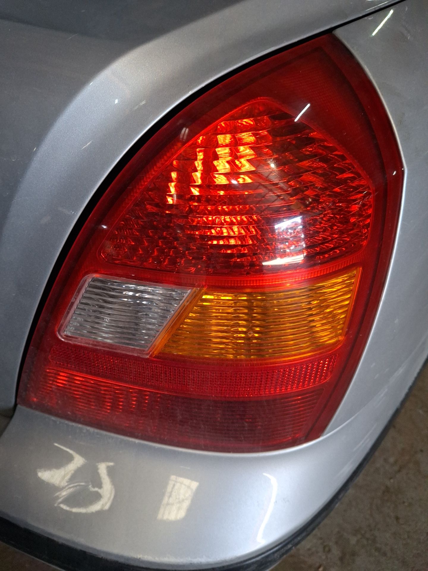  HYUNDAI ELANTRA III (XD) 2.0 CRDi