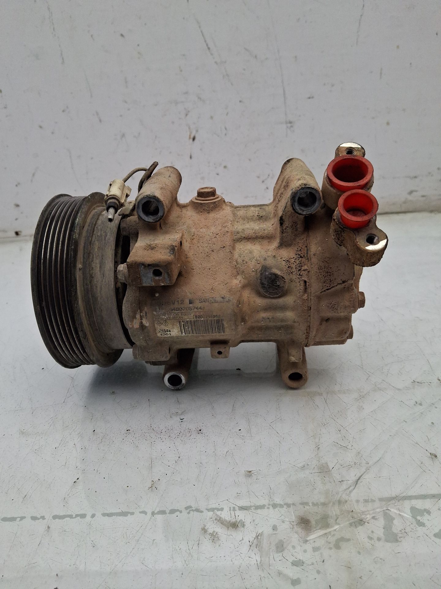 COMPRESOR AIRE ACONDICIONADO RENAULT KANGOO 