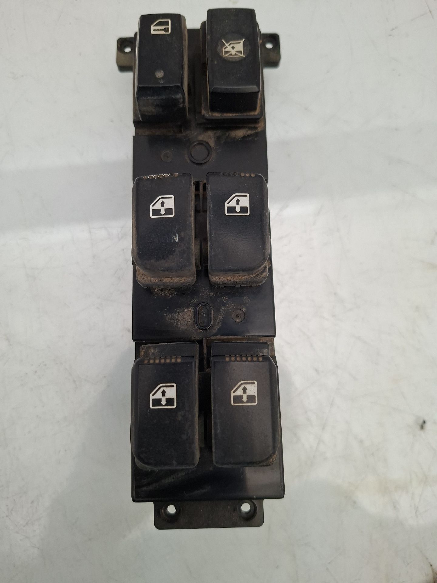 MANDO ELEVALUNAS DELANTERO IZQUIERDO HYUNDAI SANTA 