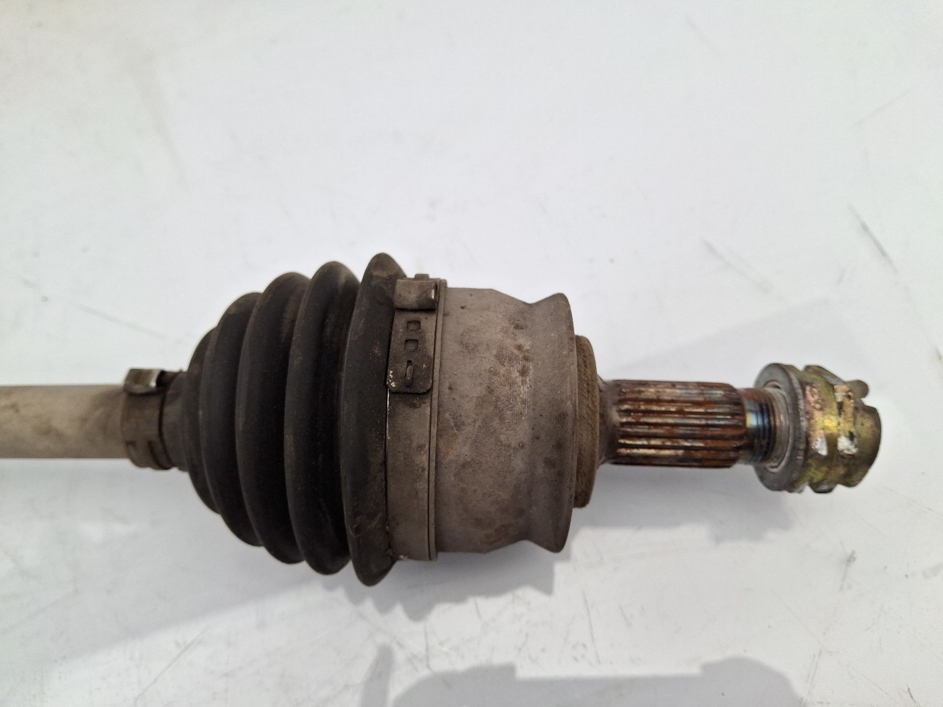 TRANSMISION DELANTERA IZQUIERDA FIAT PANDA 