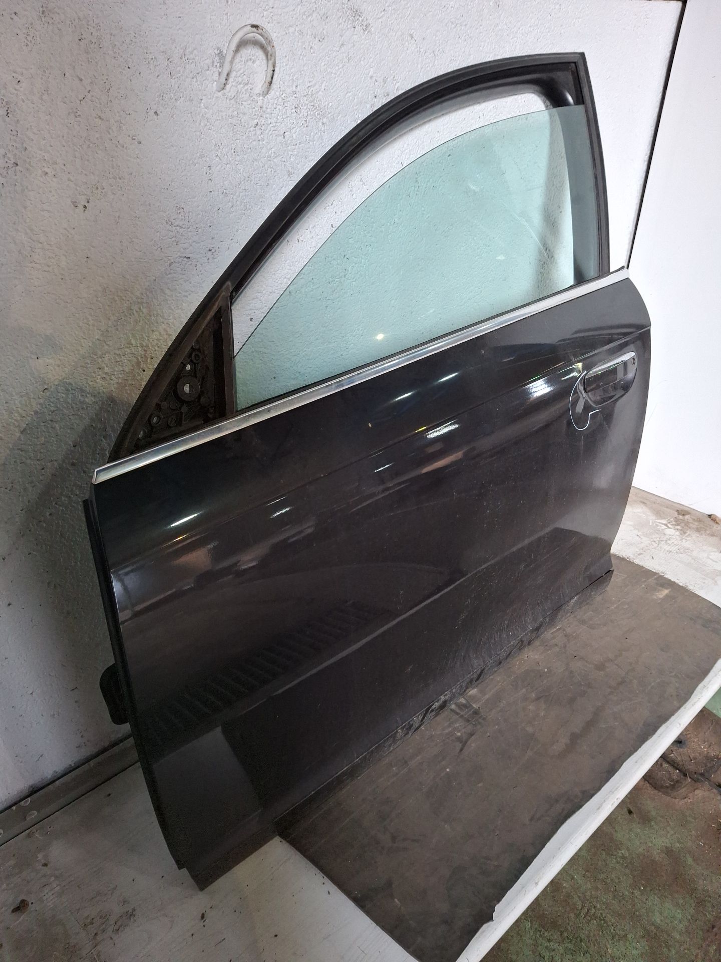 PUERTA DELANTERA IZQUIERDA AUDI A6 