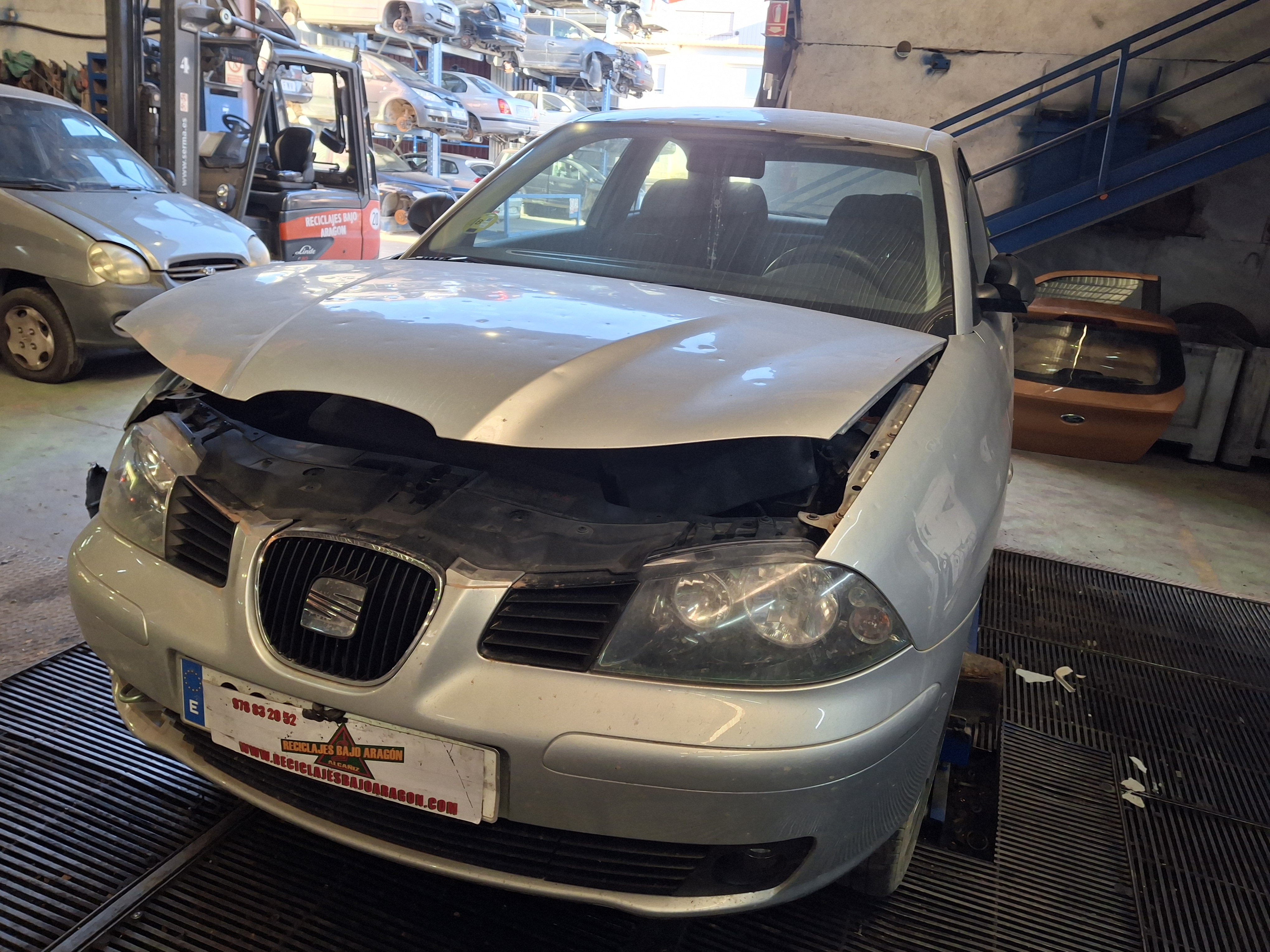  SEAT IBIZA II (6K1) 1.4 i 16V