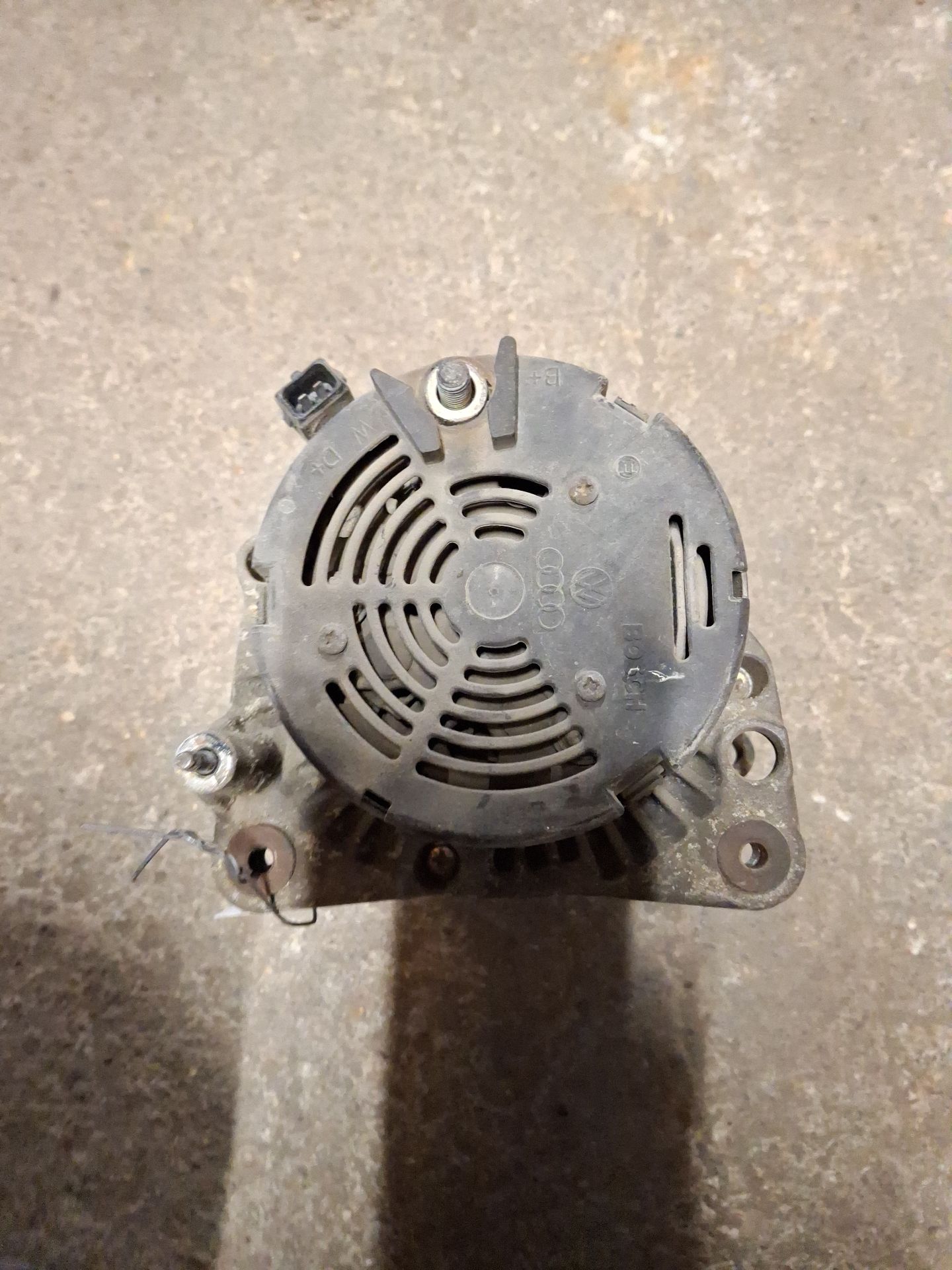 ALTERNADOR VOLKSWAGEN GOLF 