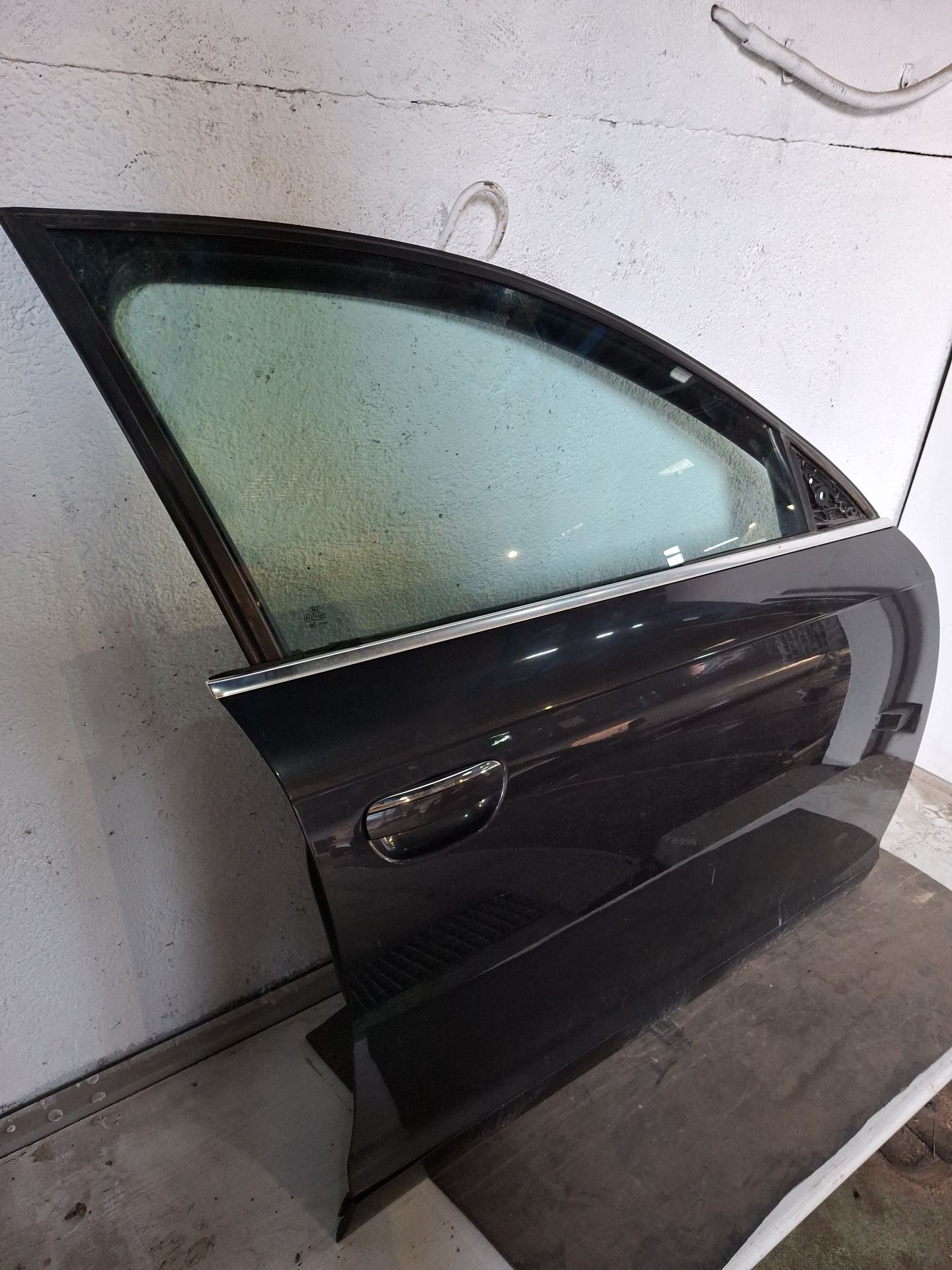 PUERTA DELANTERA DERECHA AUDI A6 