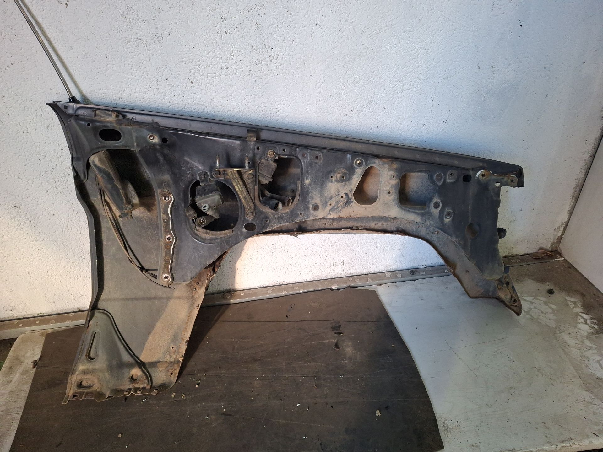 ALETA DELANTERA IZQUIERDA TOYOTA LAND CRUISER 