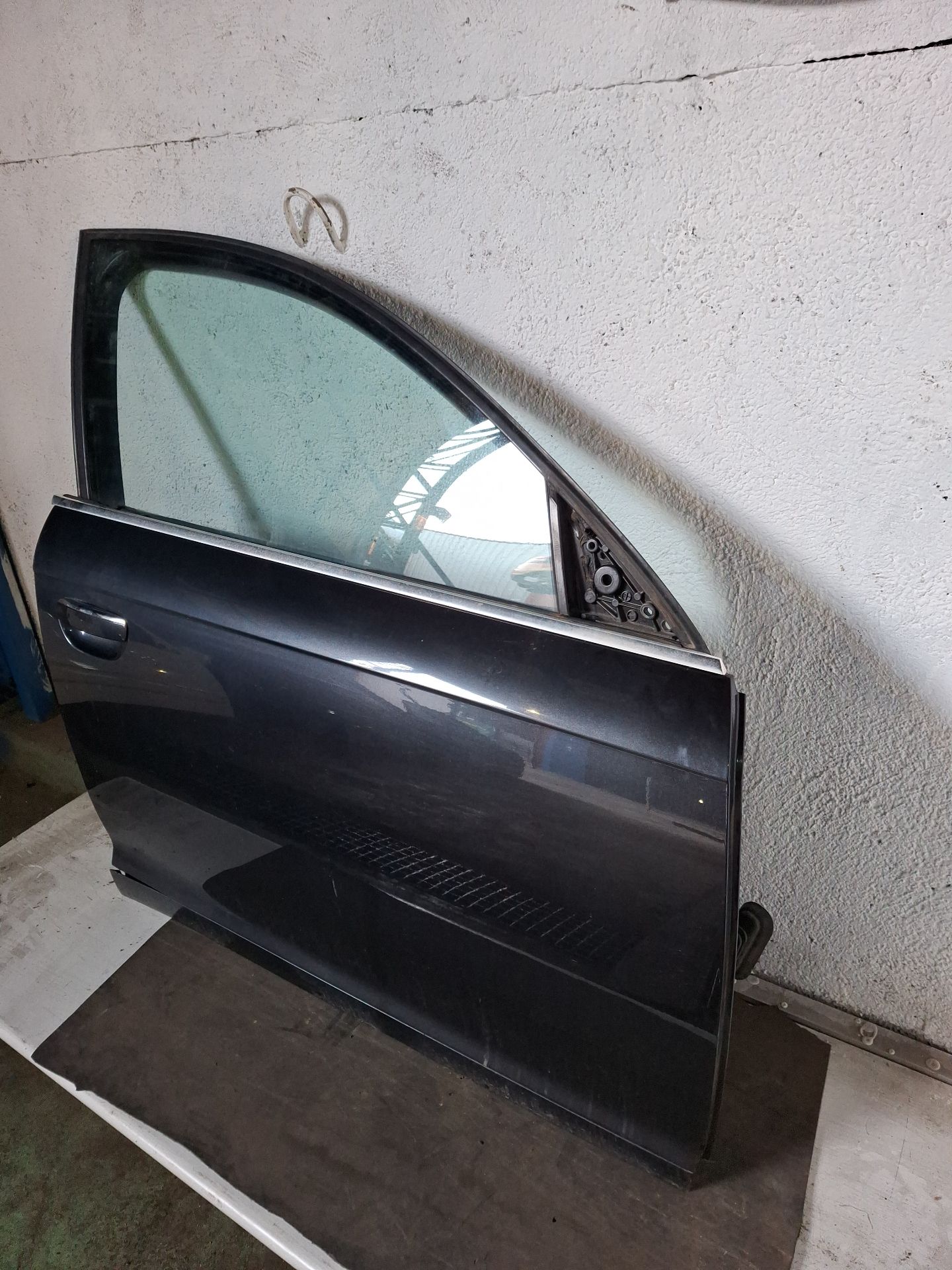 PUERTA DELANTERA DERECHA AUDI A6 