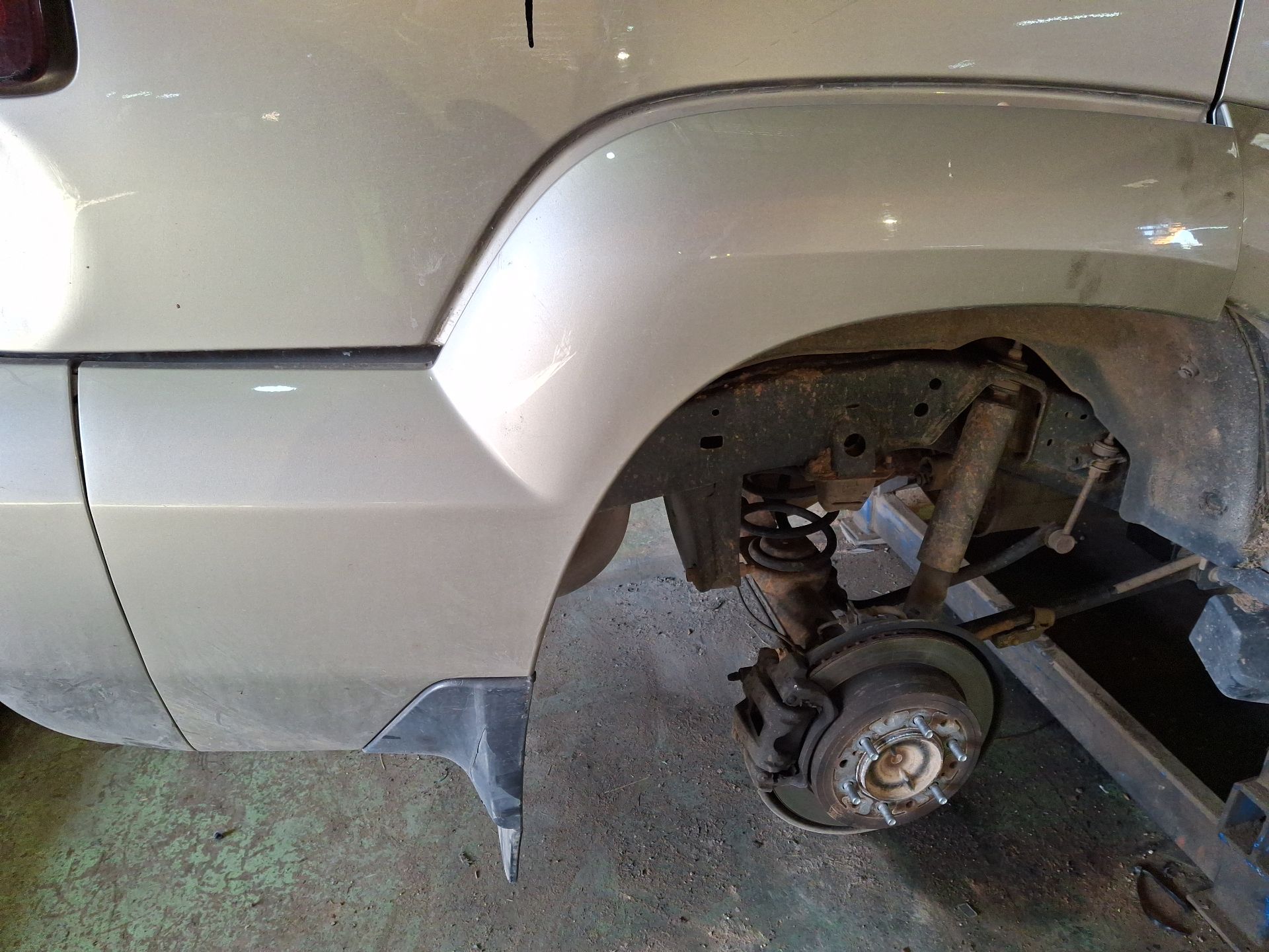 LLANTA TOYOTA LAND CRUISER 