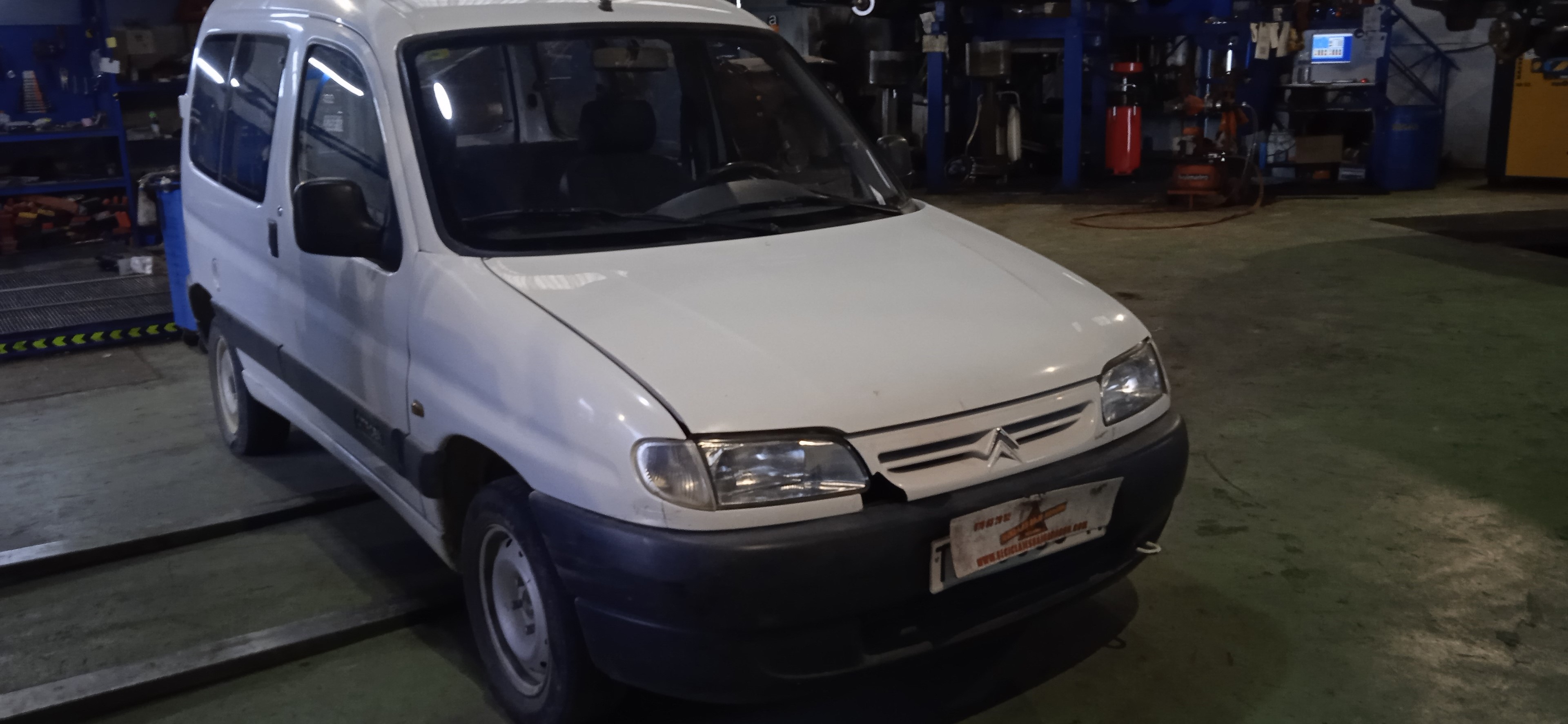 PARASOL DERECHO CITROEN BERLINGO D9B