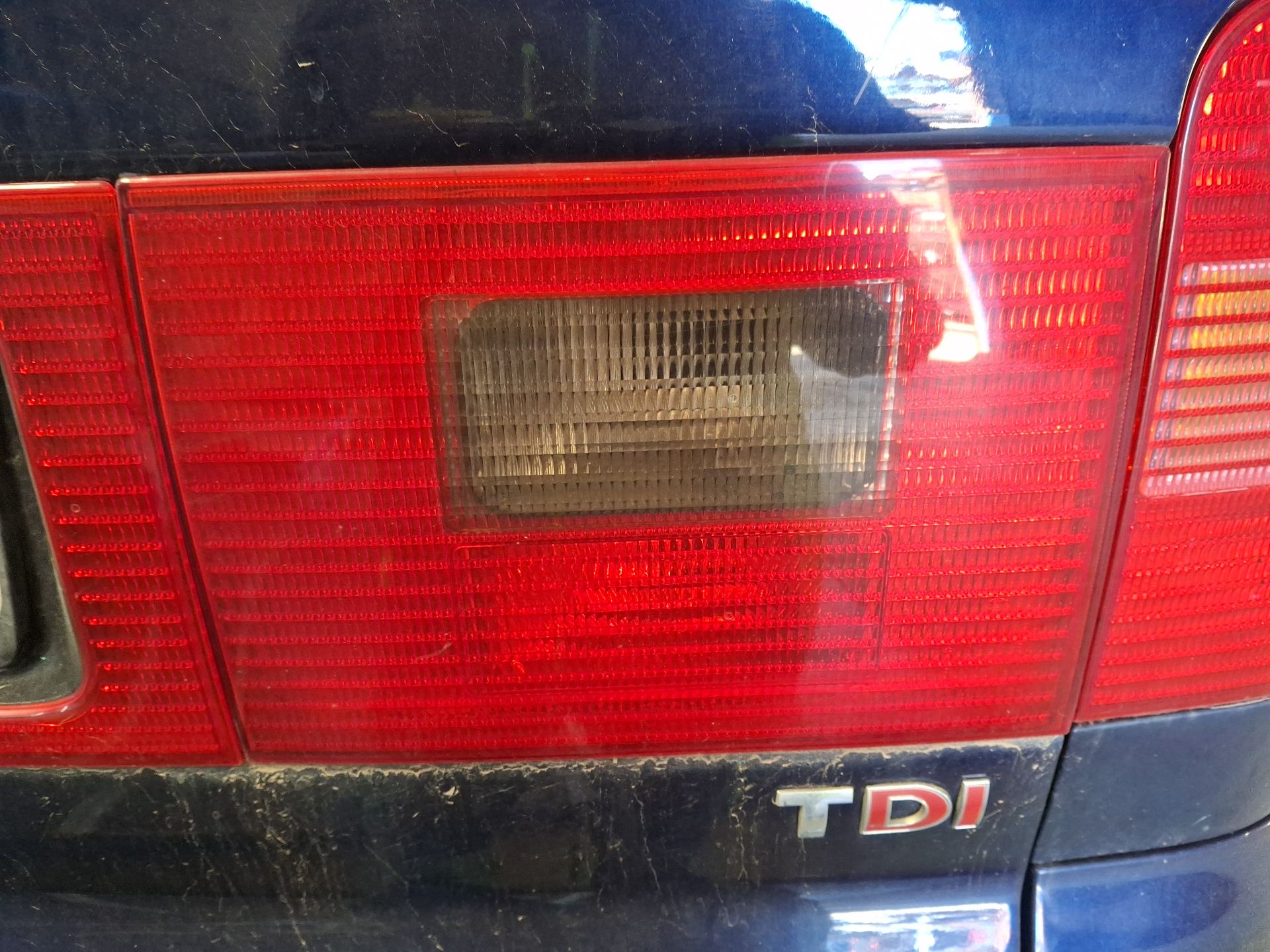  VOLKSWAGEN SHARAN Furgoneta/monovolumen (7M_) 1.9 TDI (7M6, 7M9)