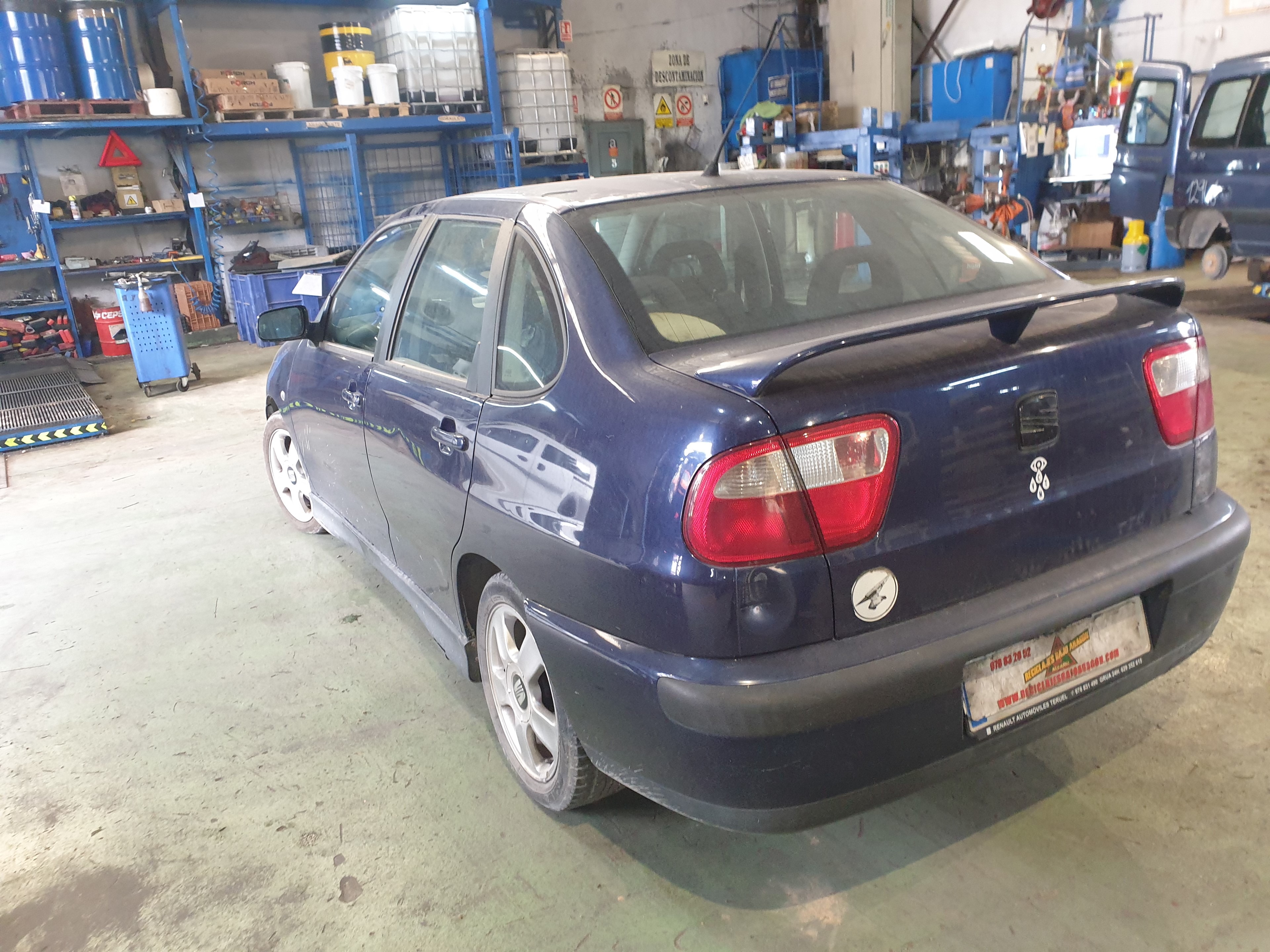 PILOTO TRASERO IZQUIERDO INTERIOR SEAT CORDOBA ASV