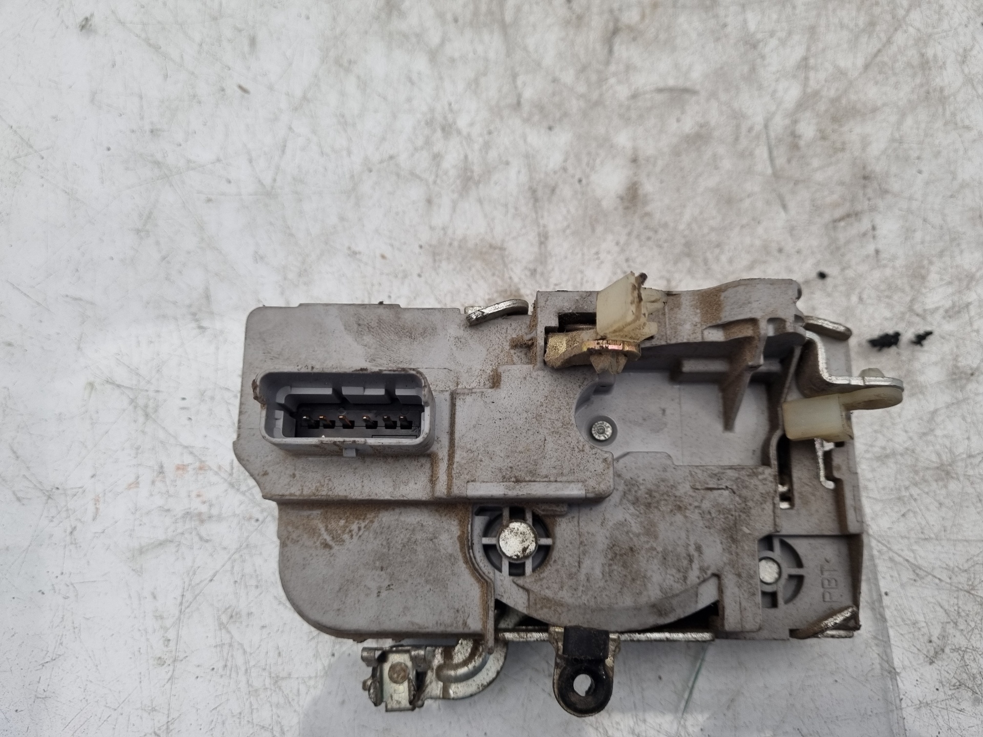 CERRADURA PUERTA DELANTERA DERECHA CITROEN BERLING 9HX