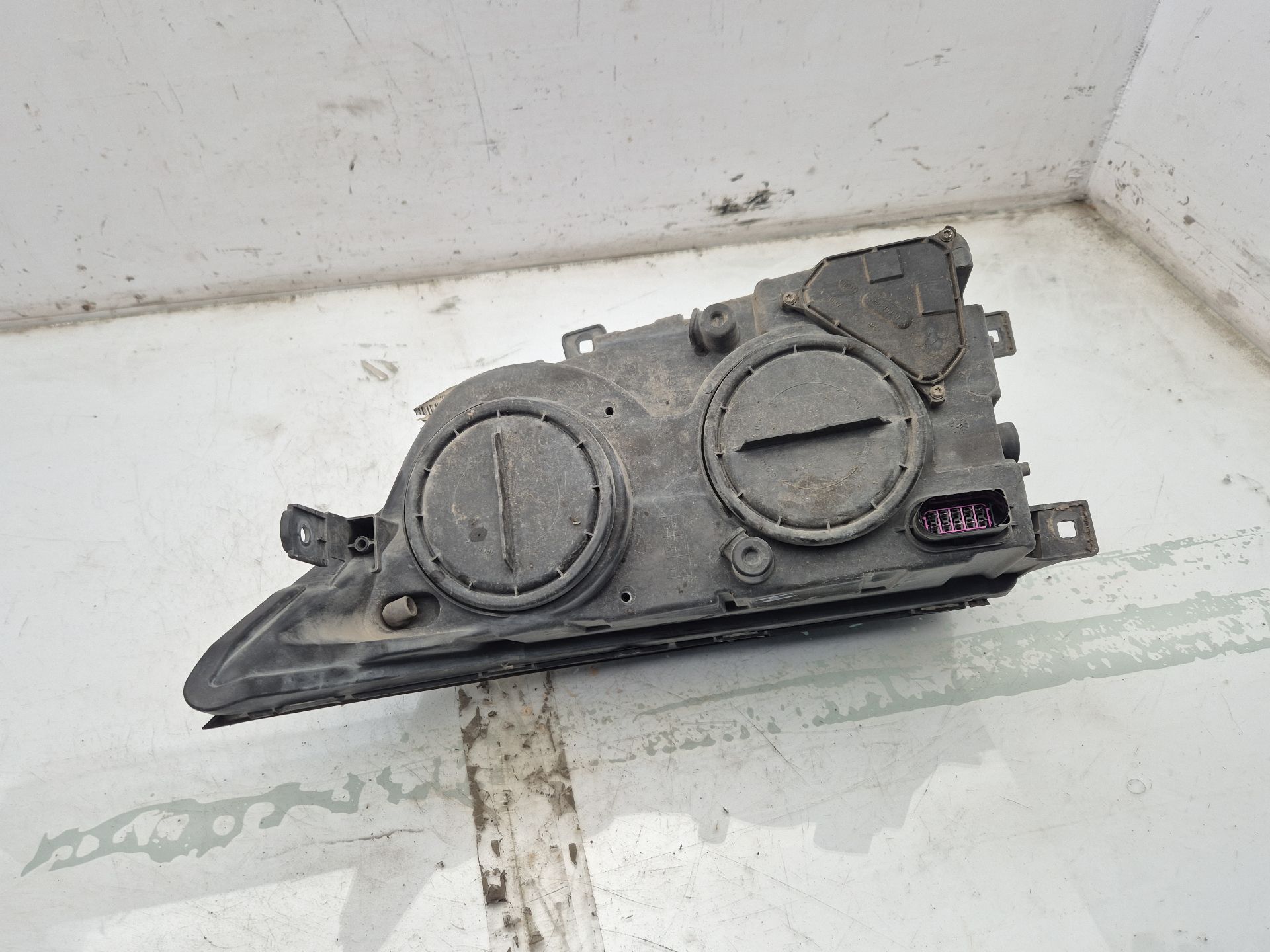FARO IZQUIERDO VOLKSWAGEN CRAFTER 