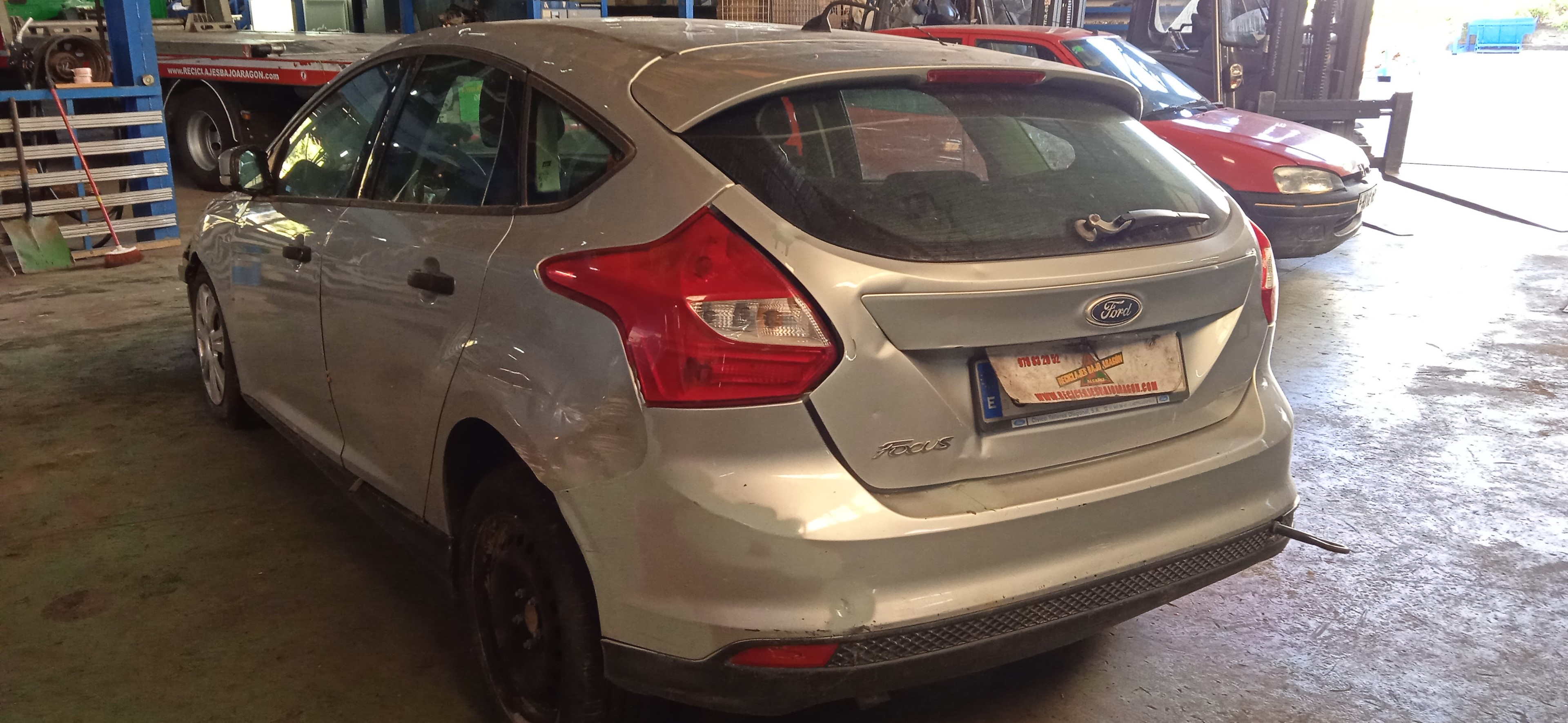 CAJA RELES / FUSIBLES FORD FOCUS T3DA