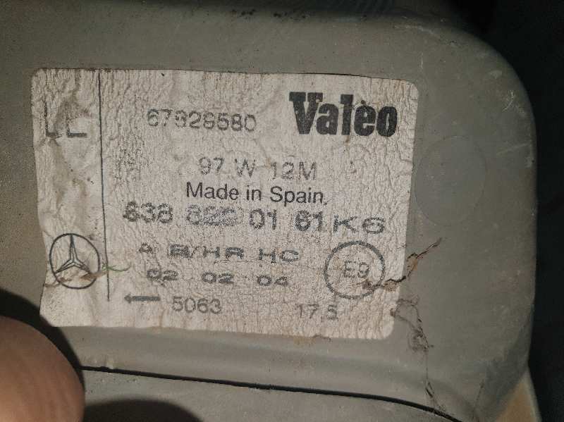 FARO DERECHO MERCEDES-BENZ VITO D OM 601 D23