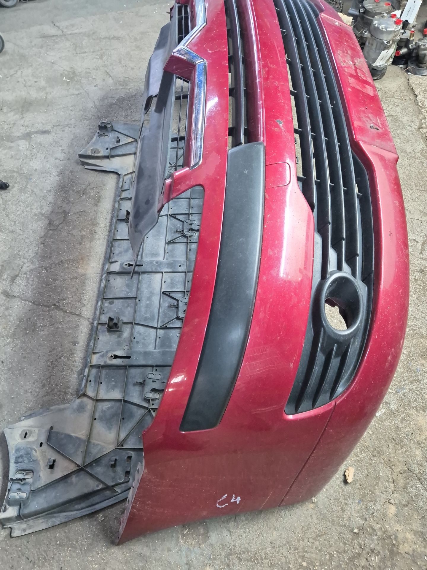 PARAGOLPES DELANTERO CITRO?N C4 