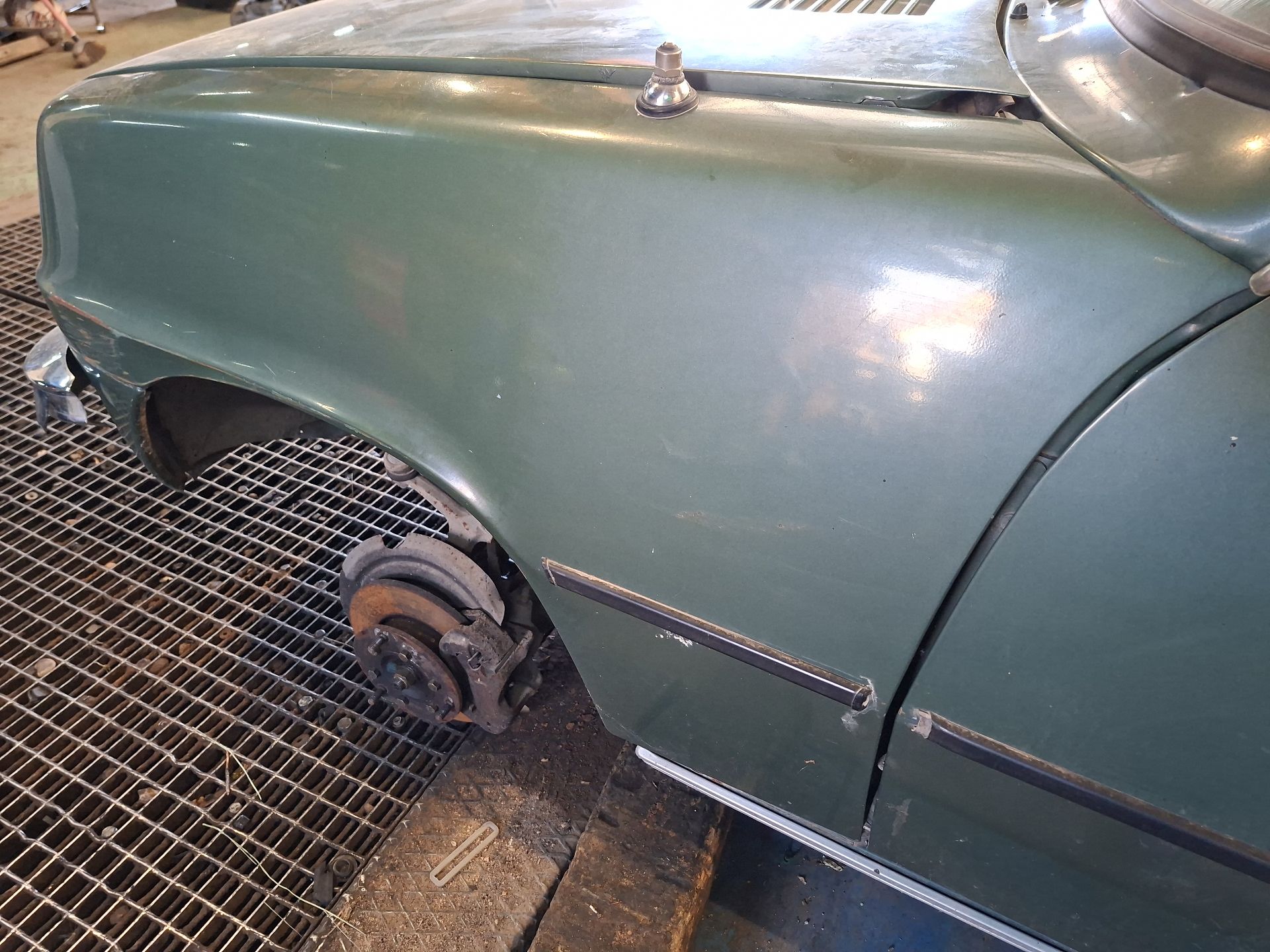 ALETA DELANTERA IZQUIERDA RENAULT 7 