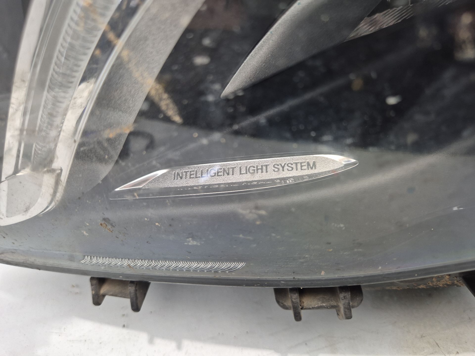 FARO IZQUIERDO MERCEDES-BENZ CLASE GLA 