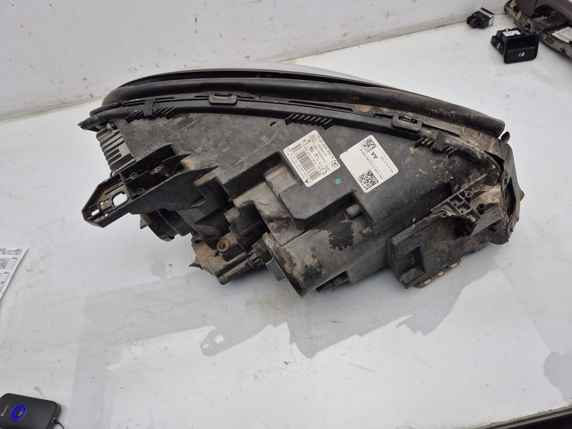 FARO IZQUIERDO MERCEDES-BENZ CLASE GLA 