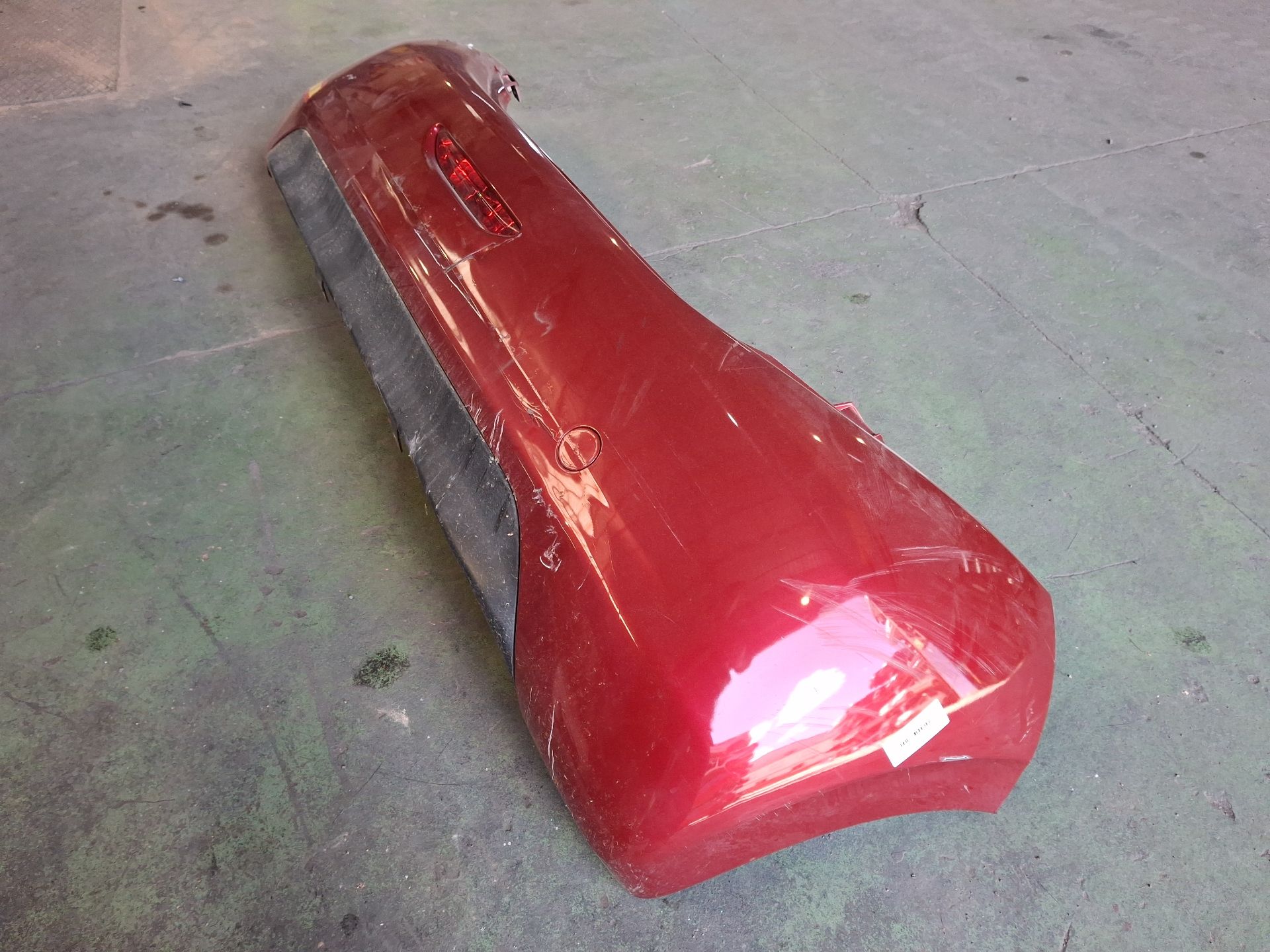 PARAGOLPES TRASERO PEUGEOT 208 