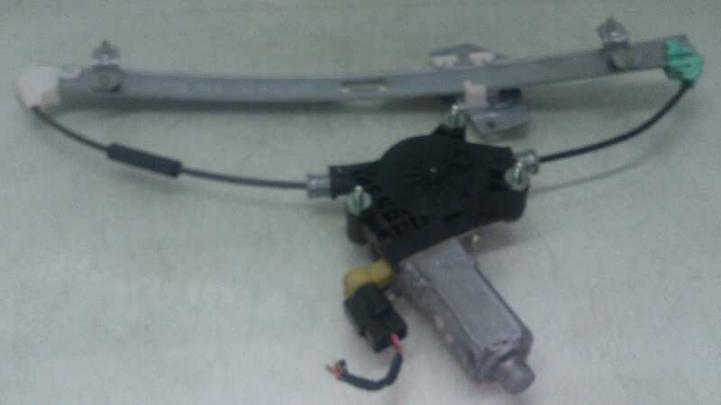 ELEVALUNAS DELANTERO DERECHO KIA RIO G4EE