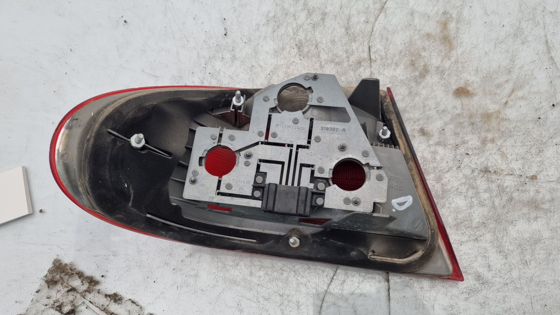 PILOTO TRASERO DERECHO MERCEDES-BENZ CLASE E OM613961