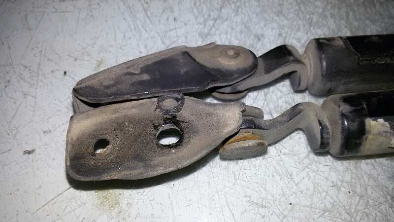 AMORTIGUADORES MALETERO / PORTON MAZDA 323 