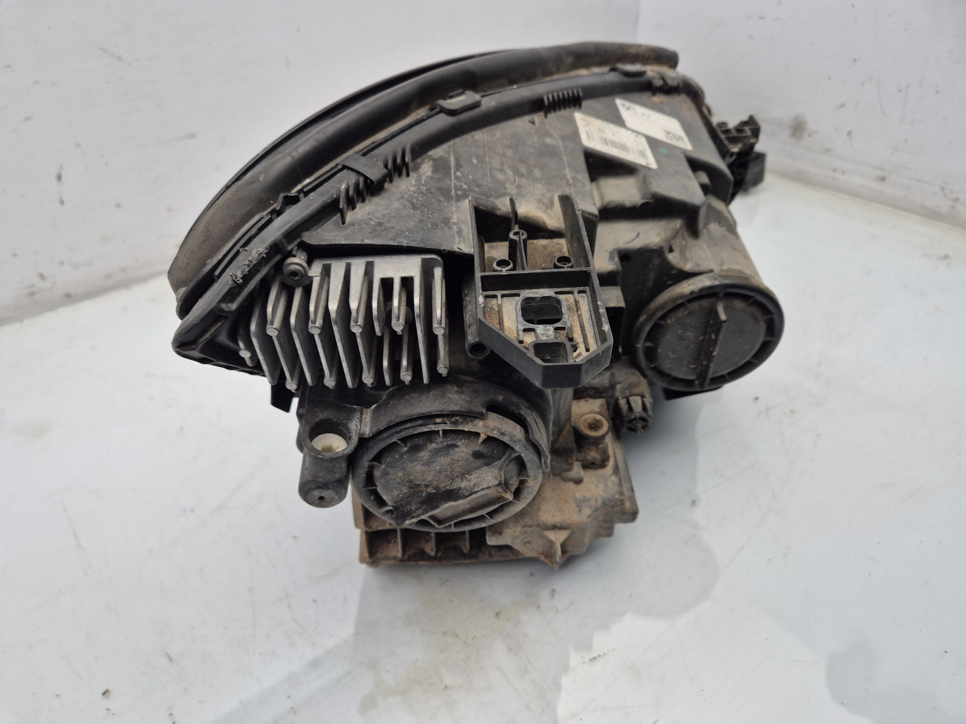 FARO IZQUIERDO MERCEDES-BENZ CLASE GLA 