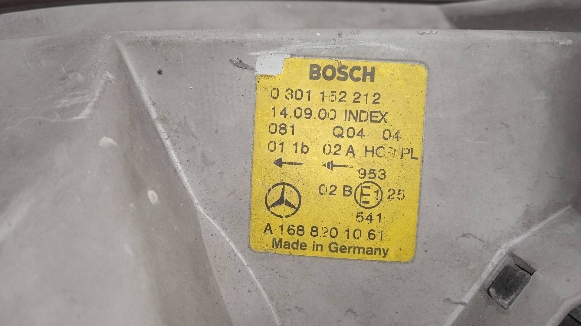 FARO DERECHO MERCEDES-BENZ CLASE A M166990